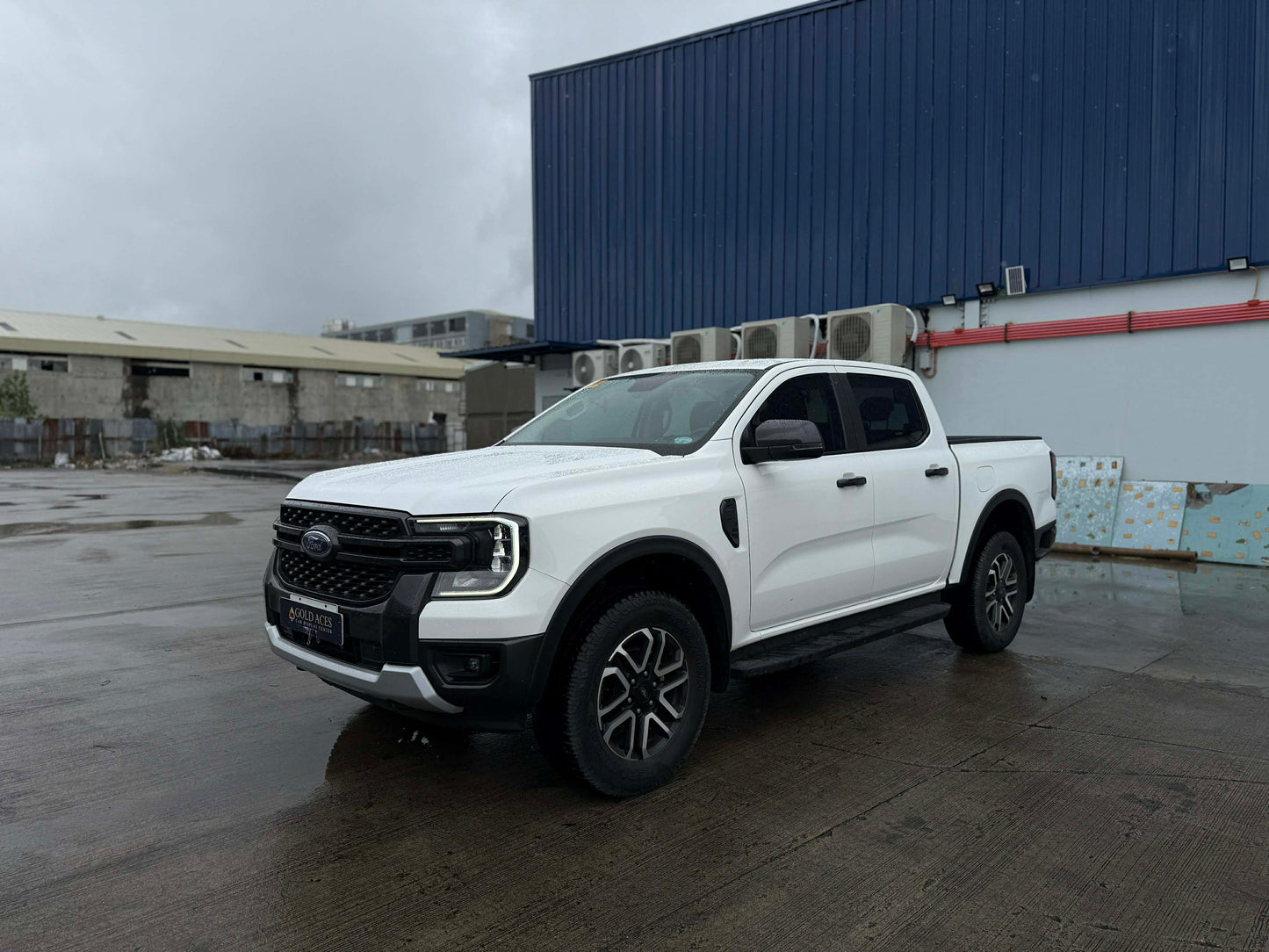 2025 FORD RANGER SPORT 2.0L TURBO DSL 4X4 AUTOMATIC TRANSMISSION Gold Aces Car Display Center