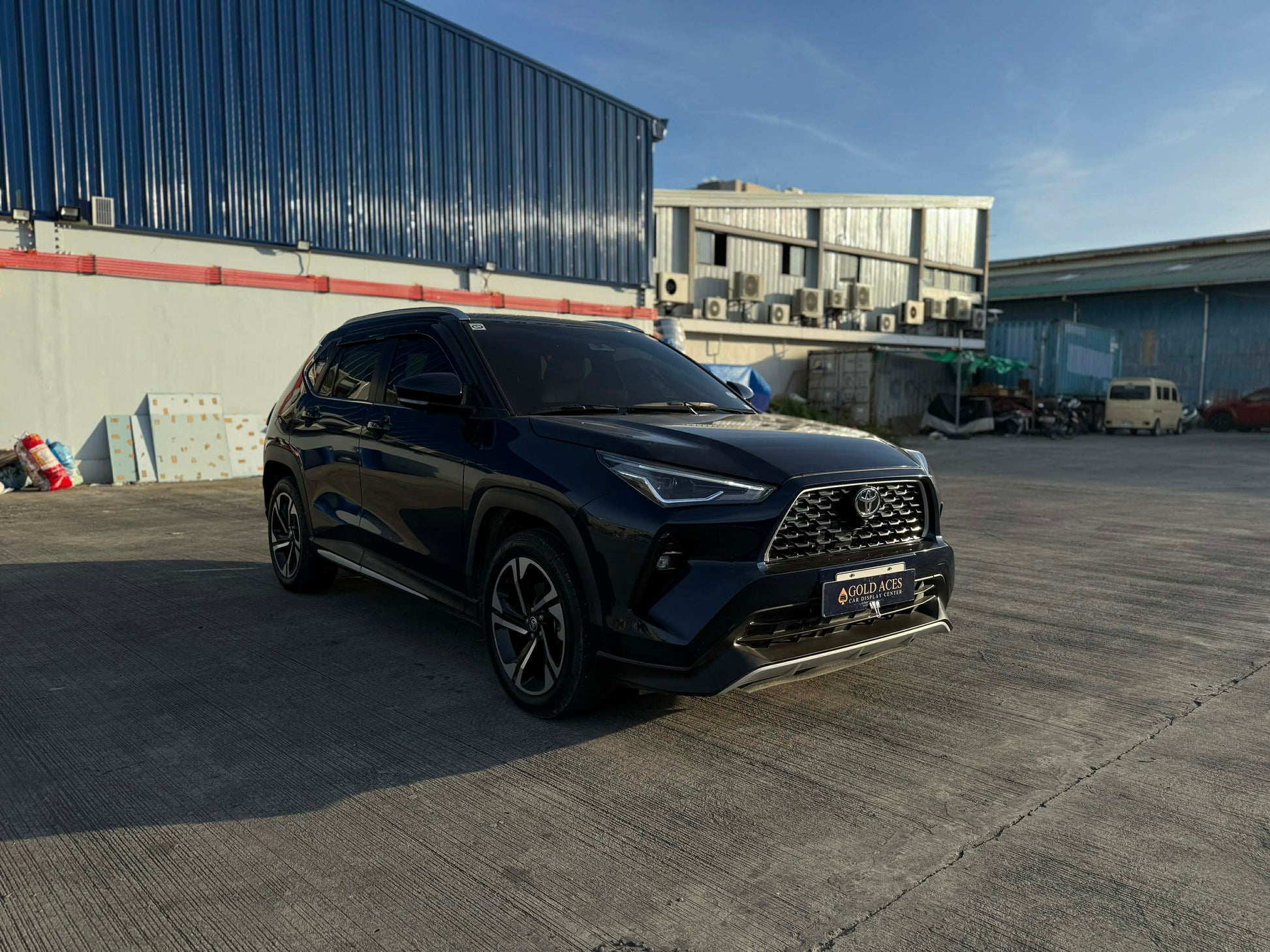 2023 TOYOTA YARIS CROSS 1.5L V AUTOMATIC TRANSMISSION Gold Aces Car Display Center