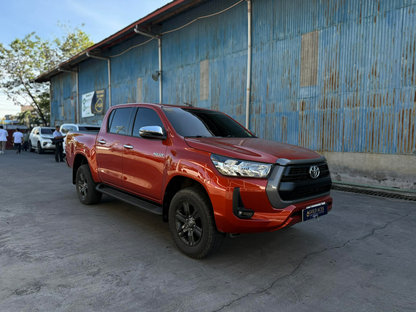 2022 TOYOTA HILUX 2.4L G 4X2 AUTOMATIC TRANSMISSION Gold Aces Car Display Center