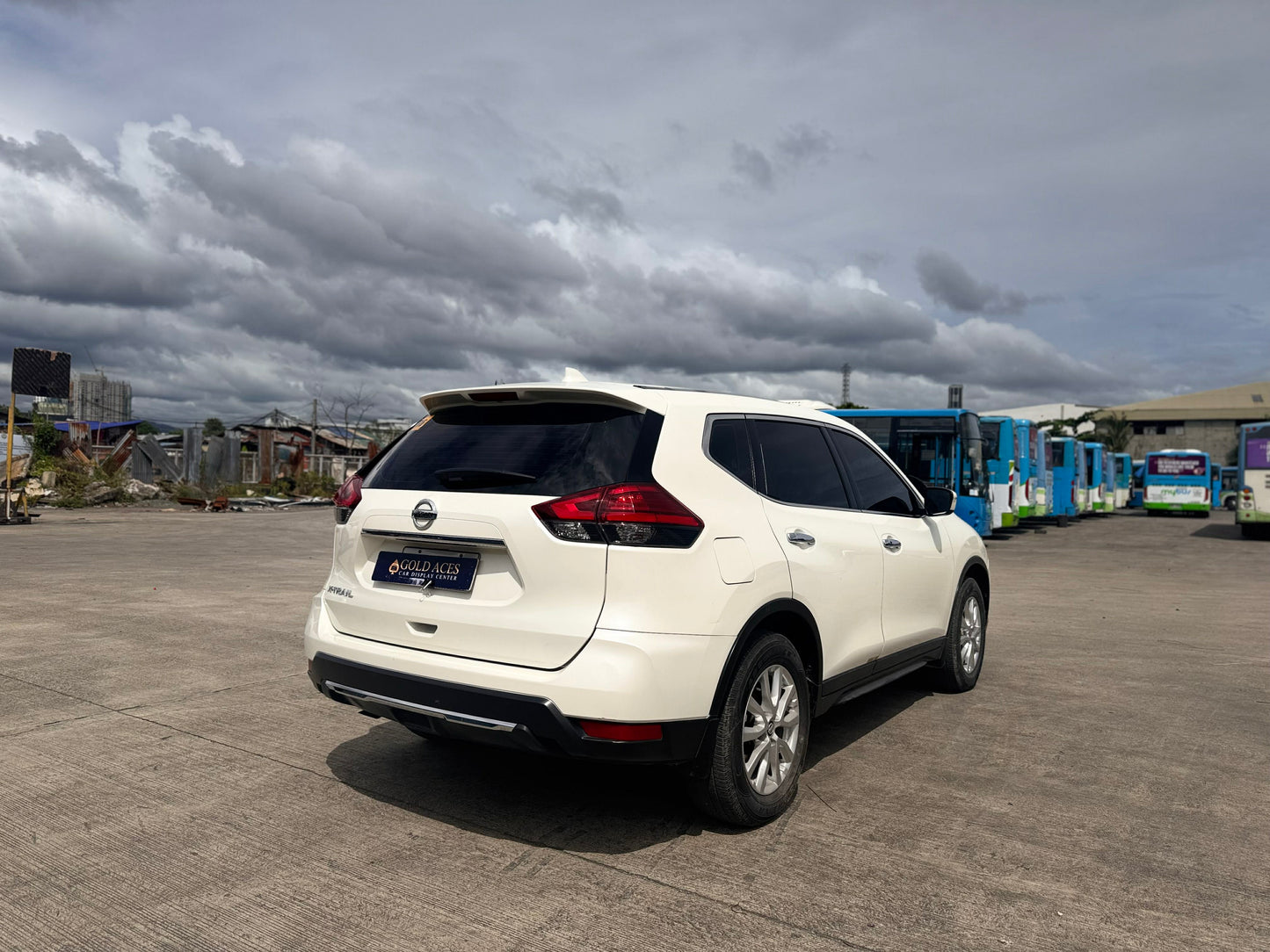 2018 NISSAN X-TRAIL 4X2 AUTOMATIC TRANSMISSION (23T KMS ONLY!) Gold Aces Car Display Center