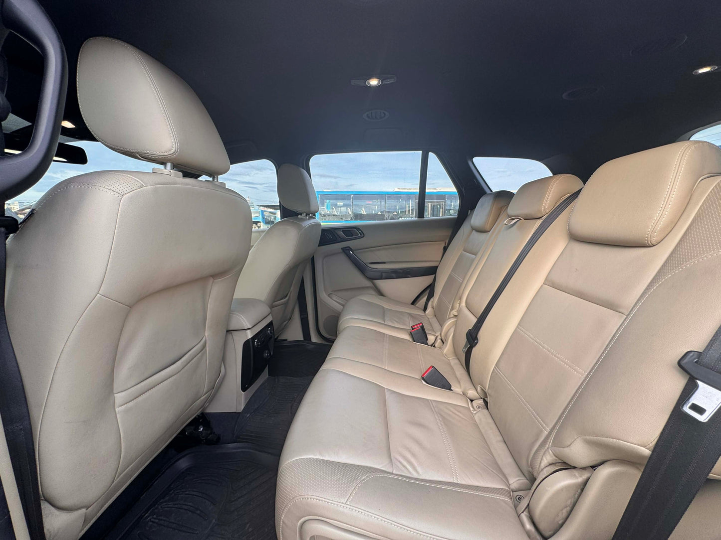 2016 FORD EVEREST TITANIUM 4X2 DSL AUTOMATIC TRANSMISSION Gold Aces Car Display Center