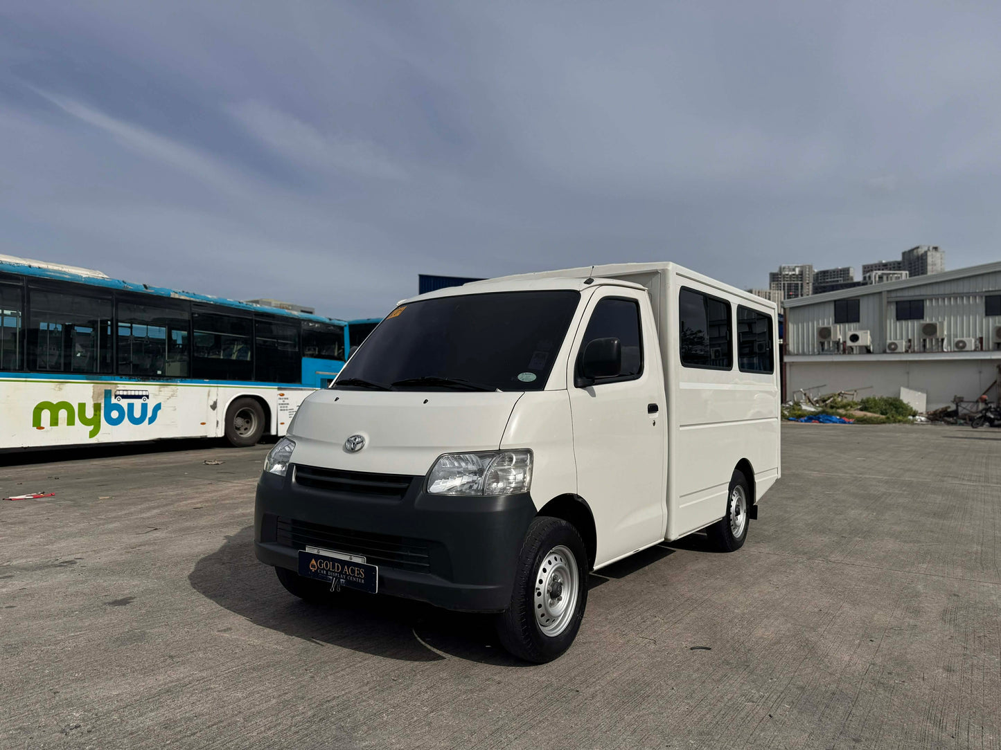 2023 TOYOTA LITEACE FX 1.5L MANUAL TRANSMISSION Gold Aces Car Display Center