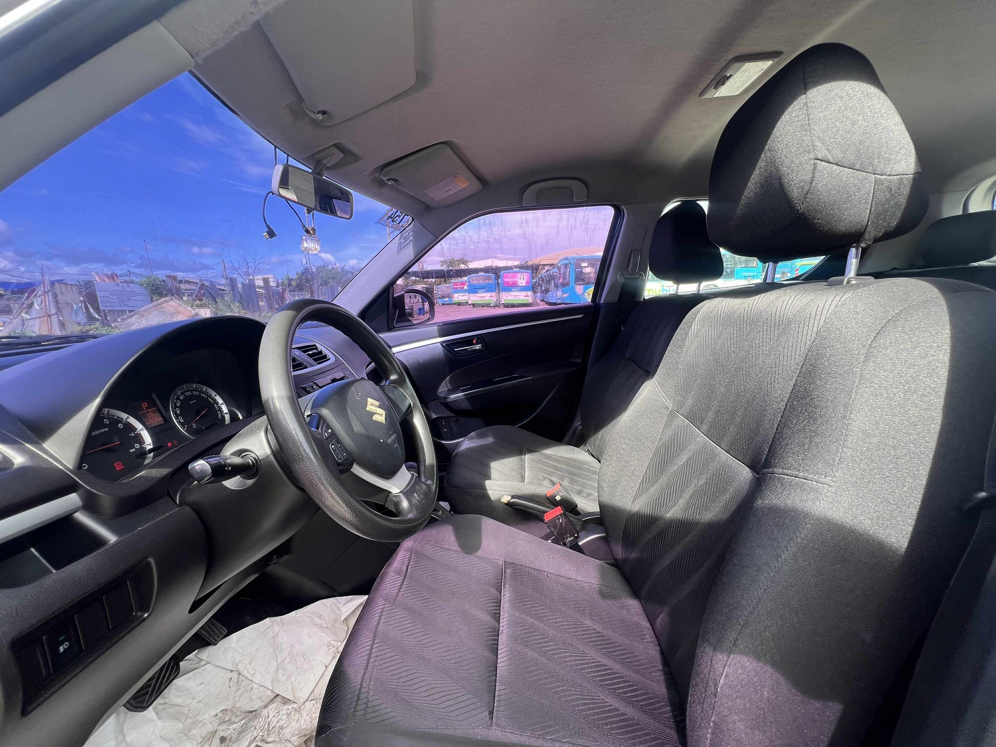 2015 SUZUKI SWIFT 1.2L AUTOMATIC TRANSMISSION Gold Aces Car Display Center