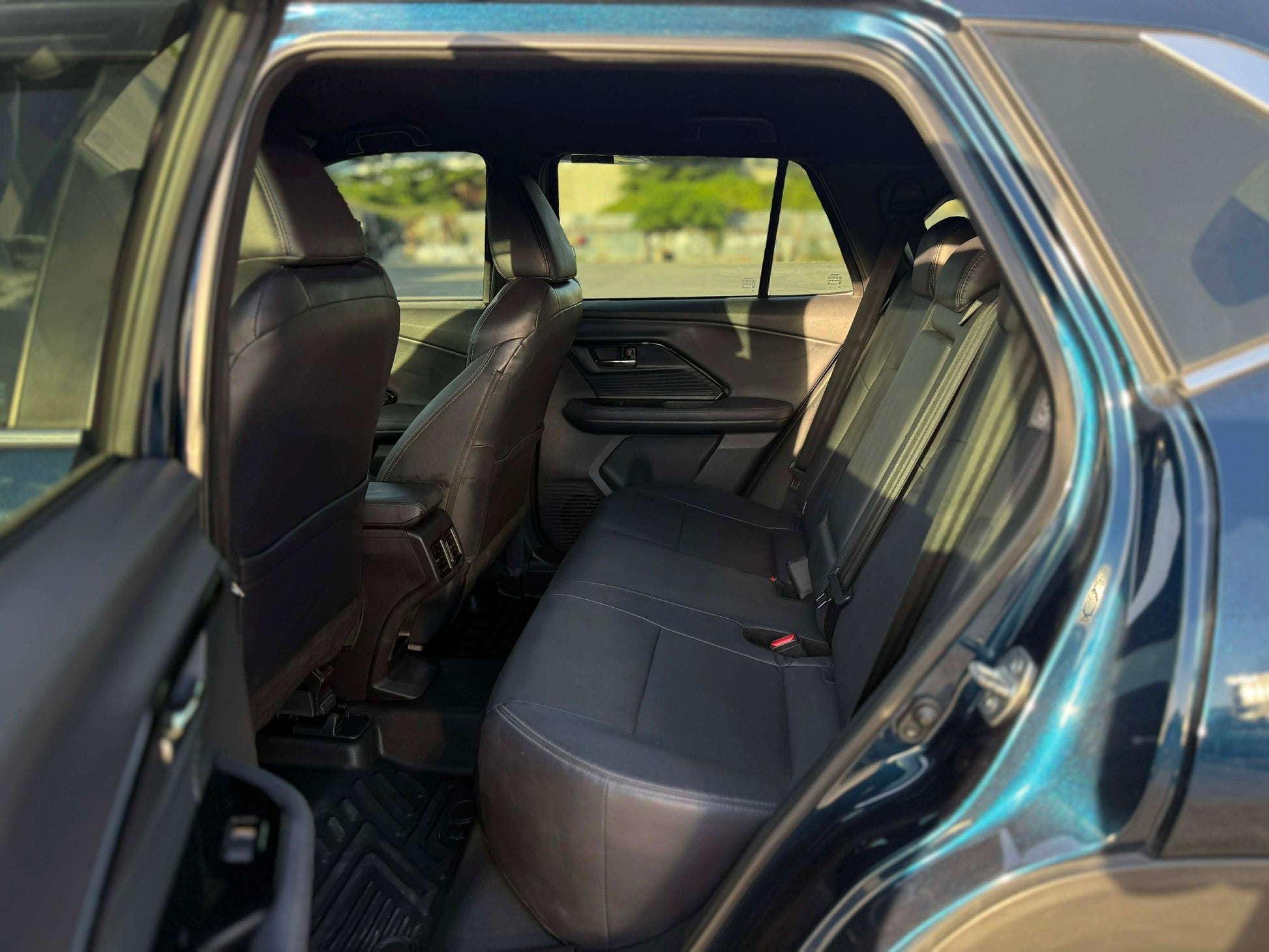 2023 TOYOTA YARIS CROSS 1.5L V AUTOMATIC TRANSMISSION Gold Aces Car Display Center