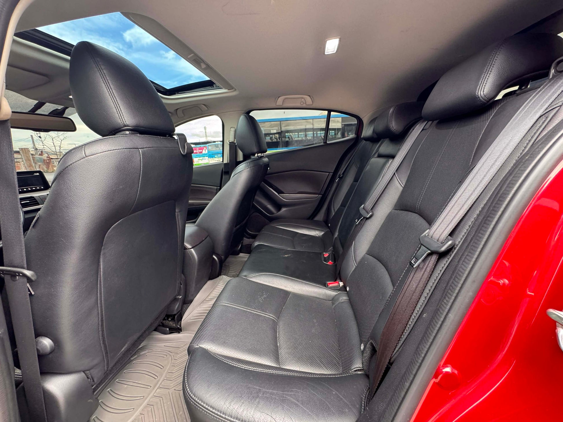 2017 MAZDA 3 2.0L HB AUTOMATIC TRANSMISSION (27TKMS ONLY!) Gold Aces Car Display Center