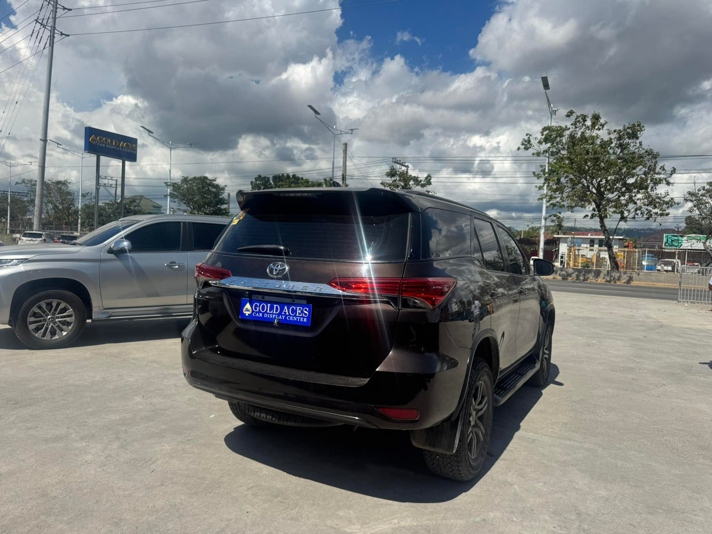 2017 TOYOTA FORTUNER 2.4L G 4X2 AUTOMATIC TRANSMISSION TOYOTA