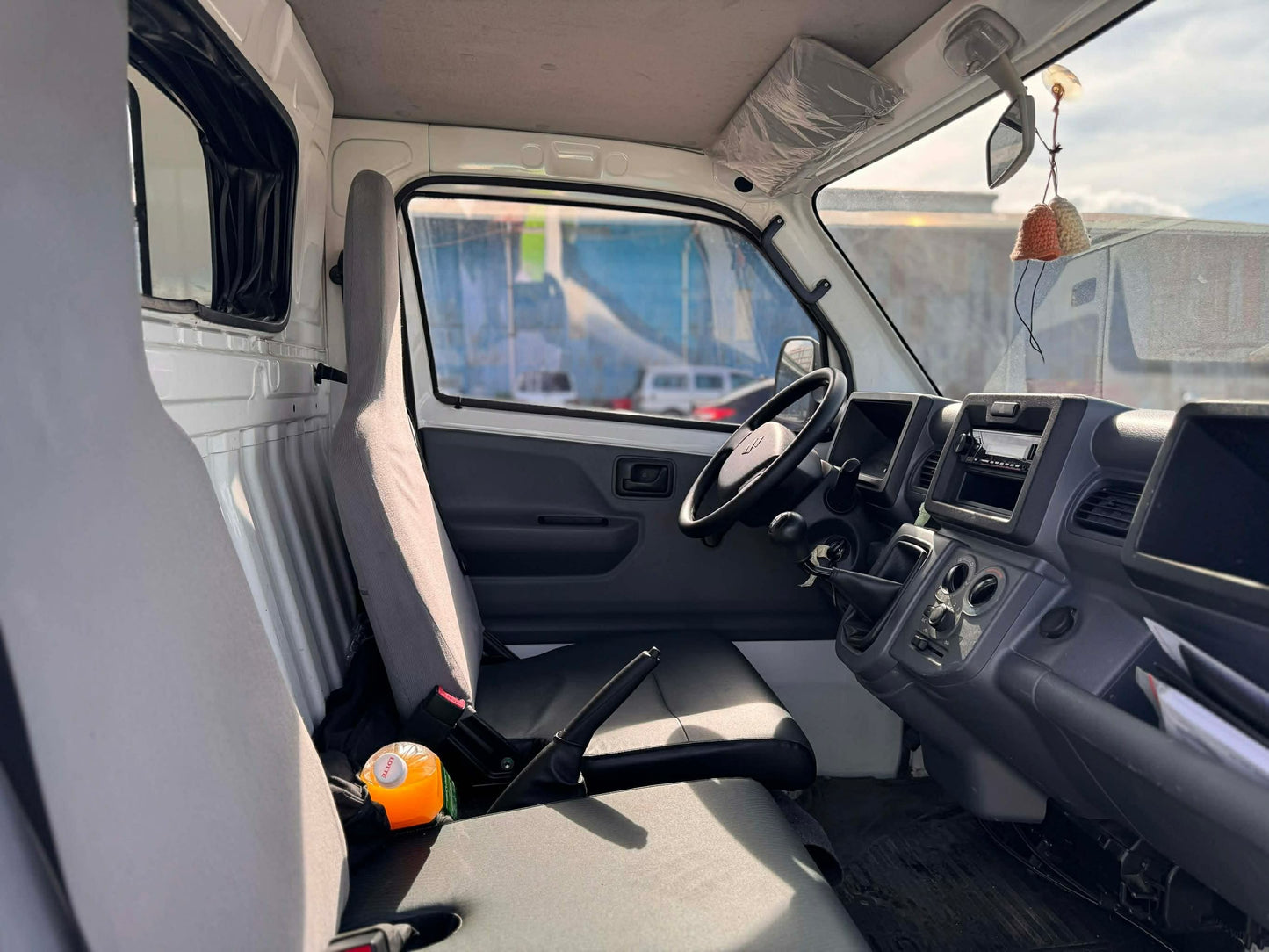 2023 SUZUKI CARRY CAB &amp; CHASSIS 1.5L MANUAL TRANSMISSION Gold Aces Car Display Center