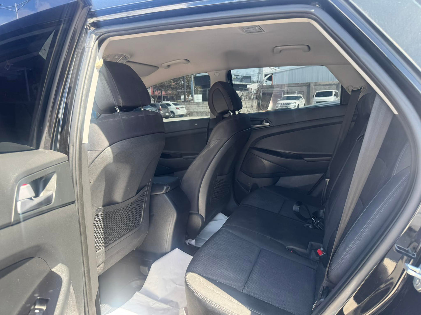 2017 HYUNDAI TUCSON 2.0L CRDI AUTOMATIC TRANSMISSION Gold Aces Car Display Center