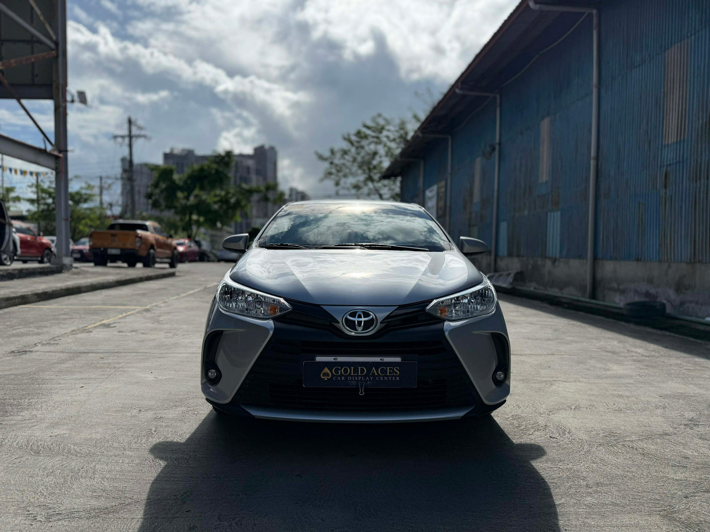 2025 TOYOTA VIOS 1.3L XLE AUTOMATIC TRANSMISSION Gold Aces Car Display Center