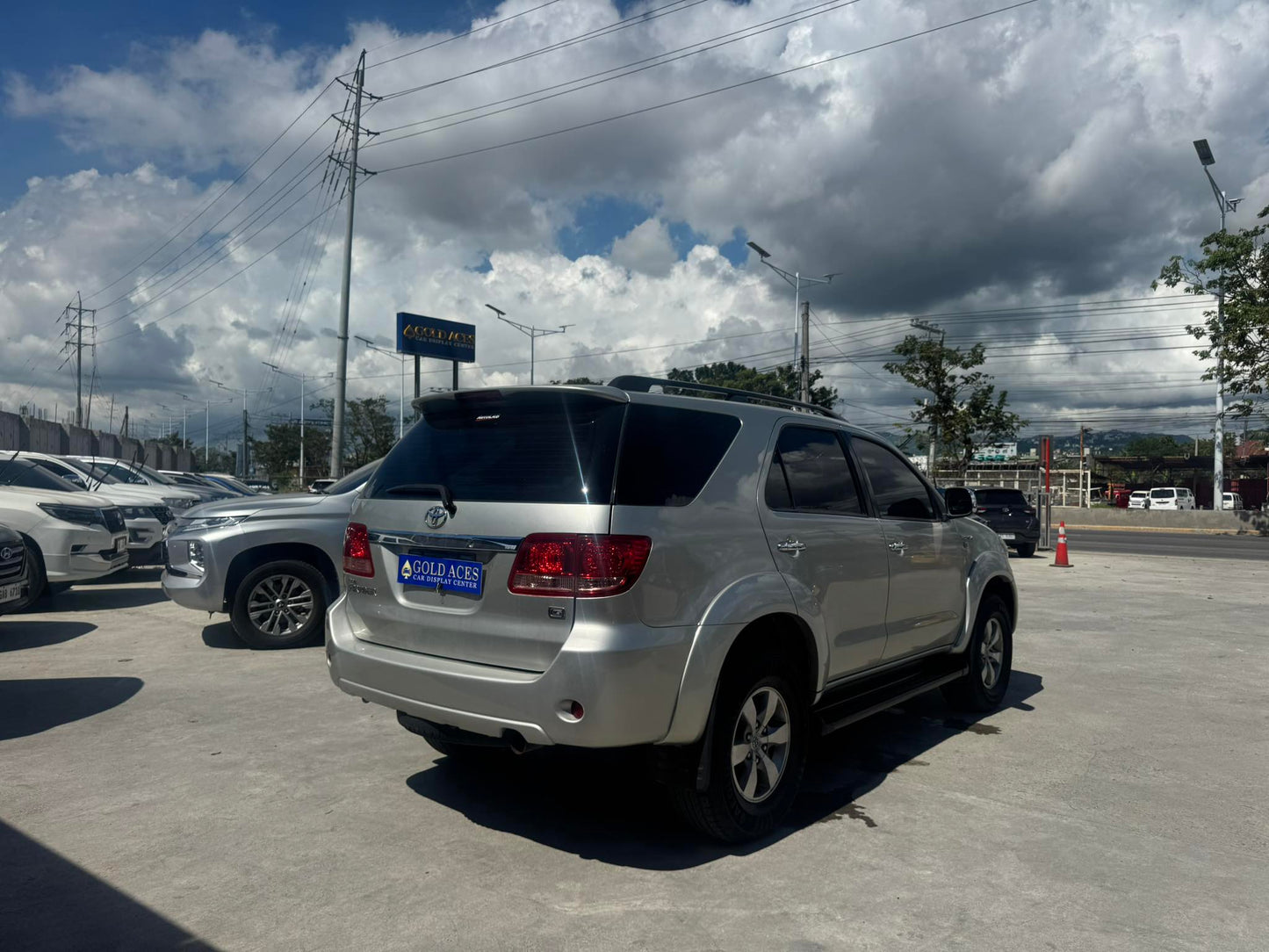 2005 TOYOTA FORTUNER 2.7L GAS 4X2 AUTOMATIC TRANSMISSION TOYOTA