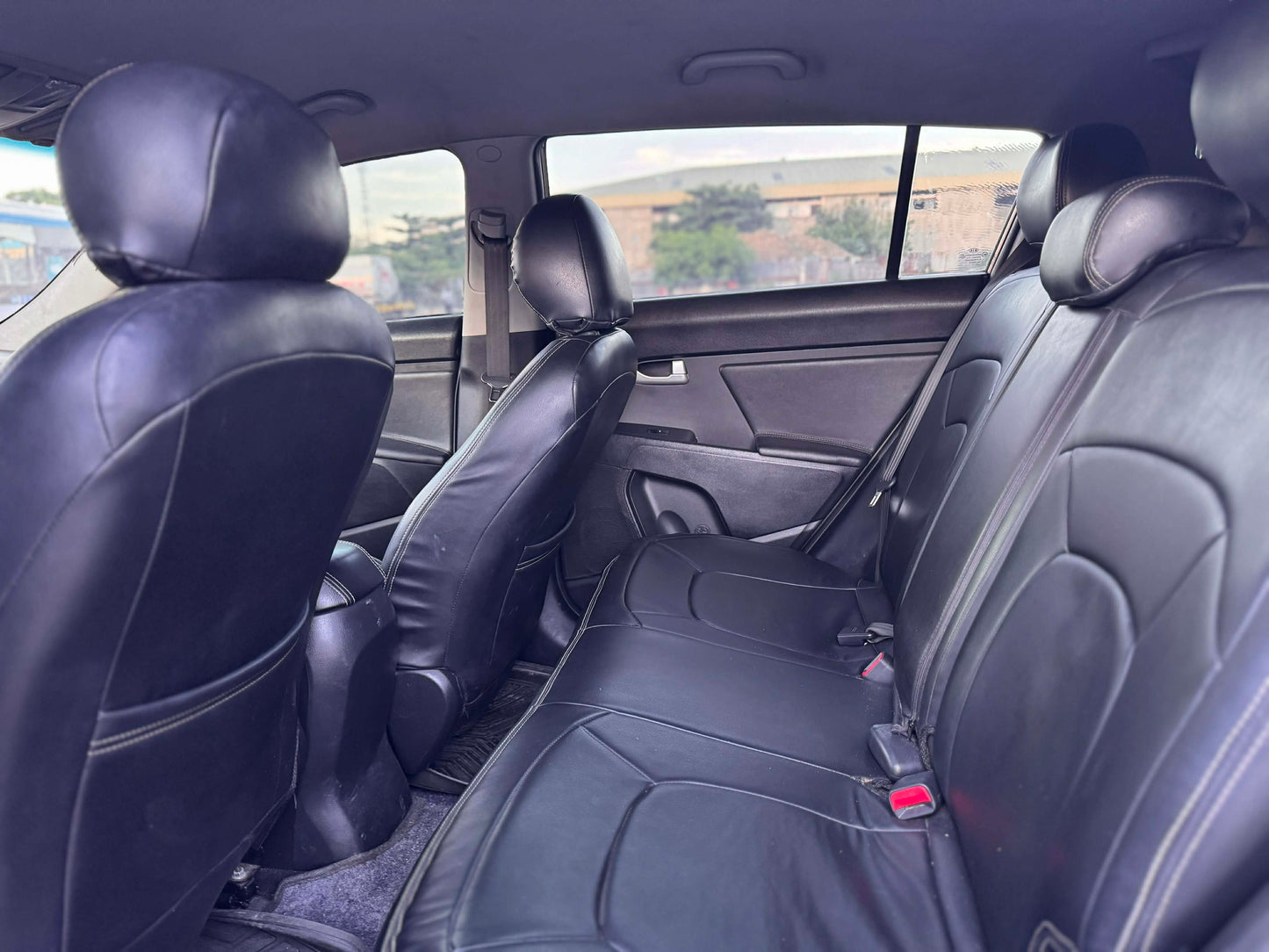 2011 KIA SPORTAGE EX 2.0L EX GAS AUTOMATIC TRANSMISSION Gold Aces Car Display Center