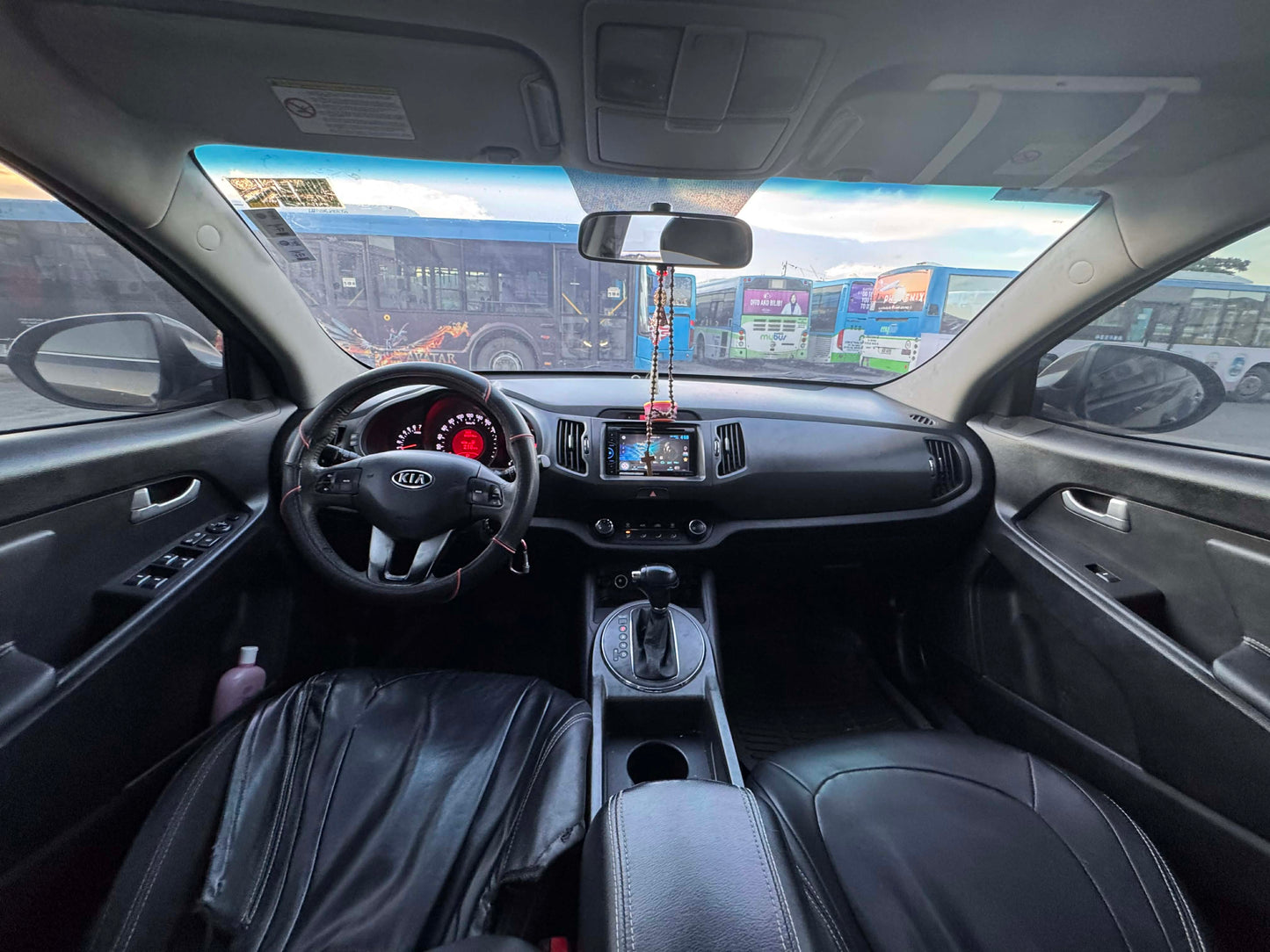 2011 KIA SPORTAGE EX 2.0L EX GAS AUTOMATIC TRANSMISSION Gold Aces Car Display Center