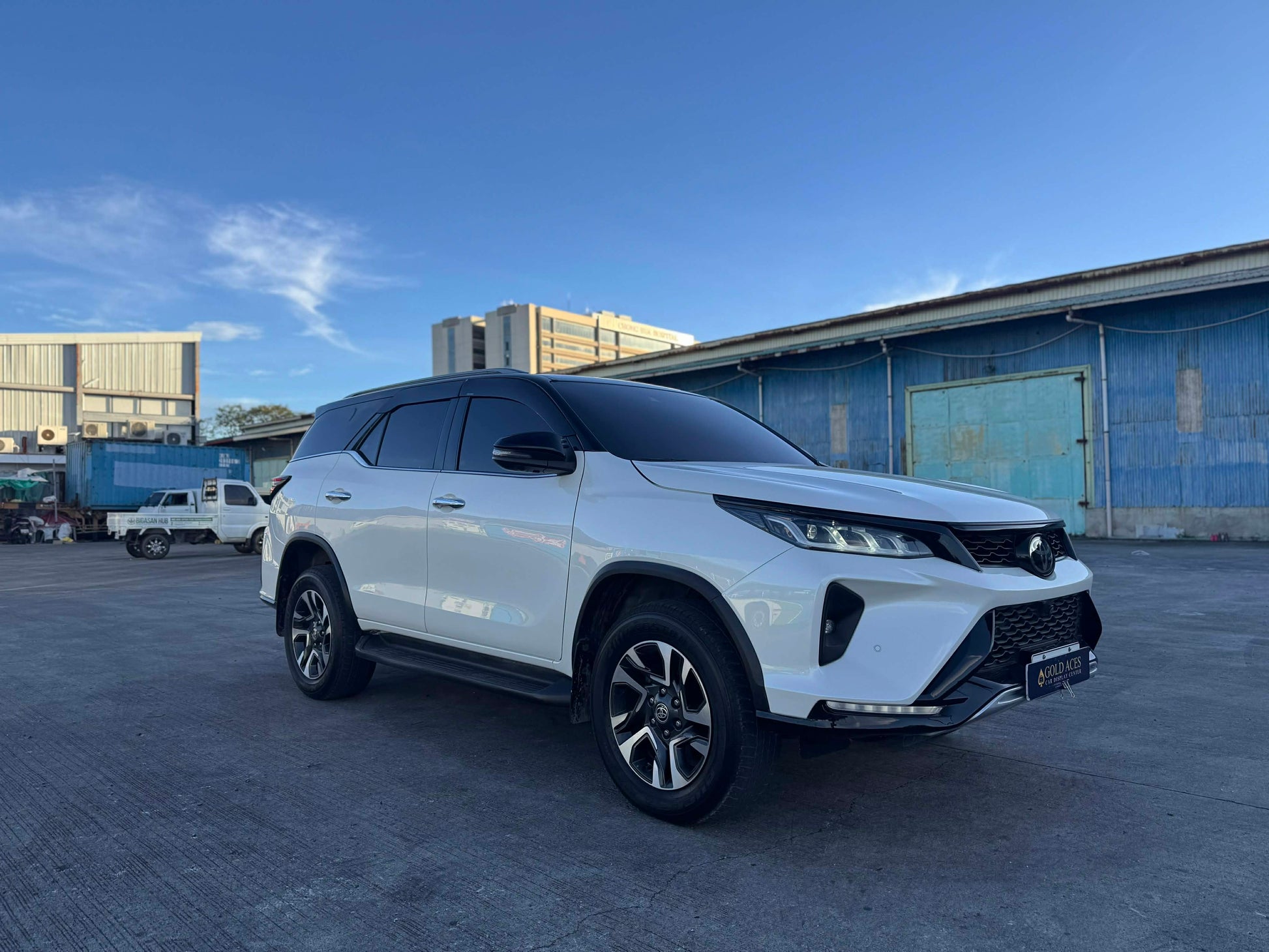 2022 TOYOTA FORTUNER 2.8L LTD 4X4 AUTOMATIC TRANSMISSION (38T KMS ONLY!) Gold Aces Car Display Center