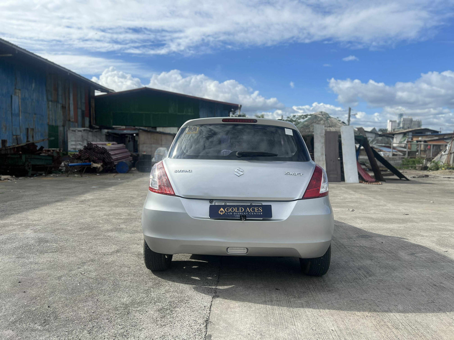 2015 SUZUKI SWIFT 1.2L AUTOMATIC TRANSMISSION Gold Aces Car Display Center