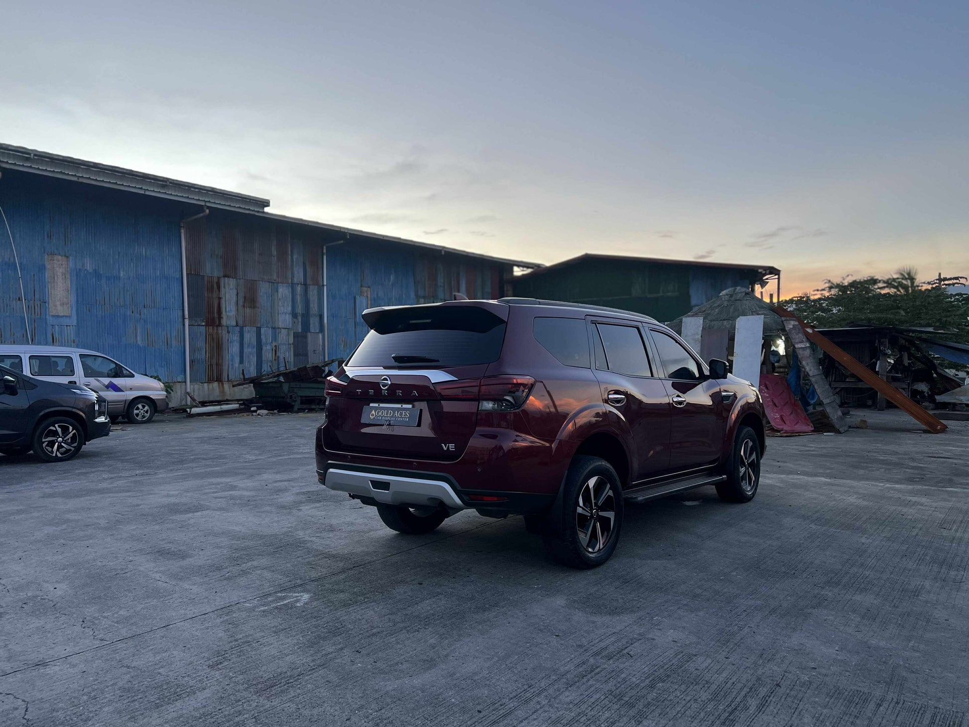 2025 NISSAN TERRA 2.5L VE 4X2 AUTOMATIC TRANMISSION Gold Aces Car Display Center