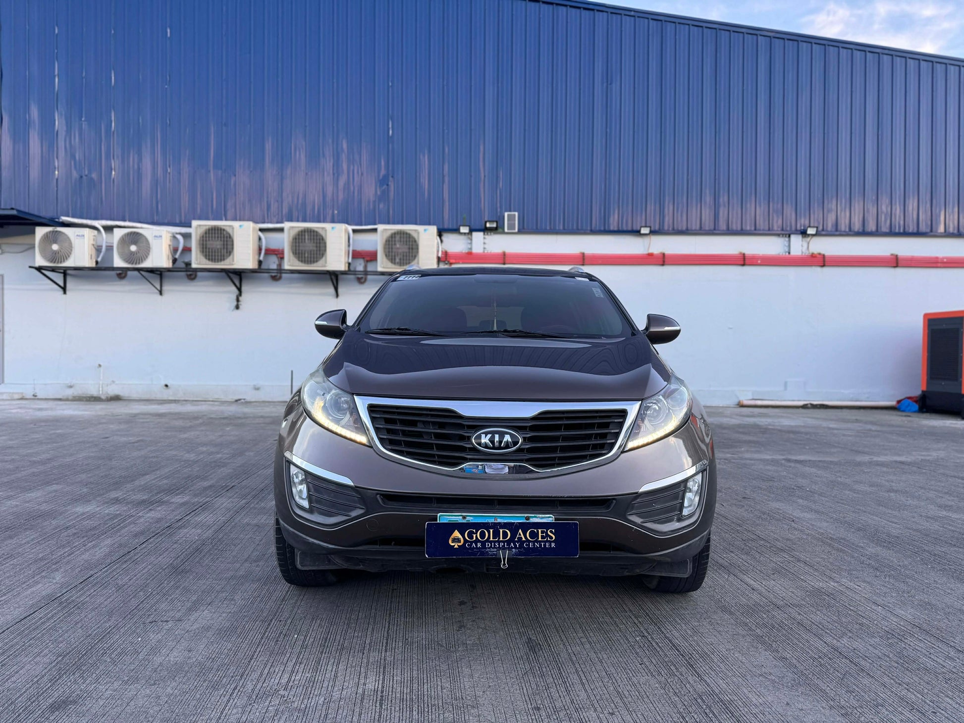 2011 KIA SPORTAGE EX 2.0L EX GAS AUTOMATIC TRANSMISSION Gold Aces Car Display Center