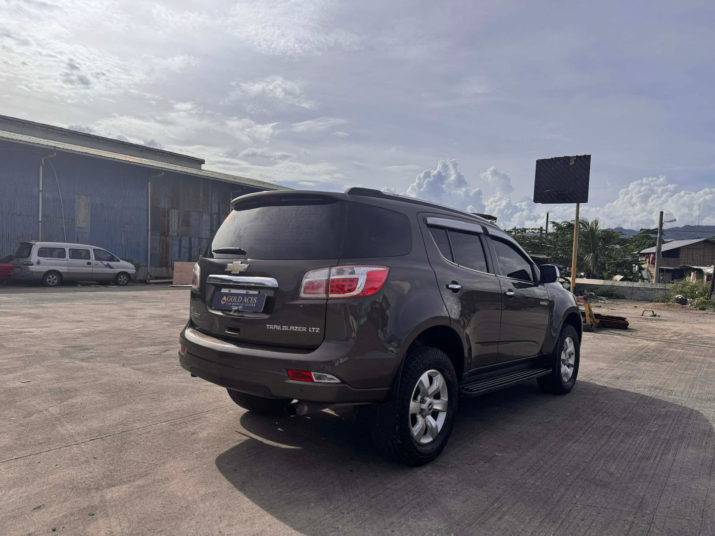 2015 CHEVROLET TRAILBLAZER 2.8L 4X2 AUTOMATIC TRANSMISSION