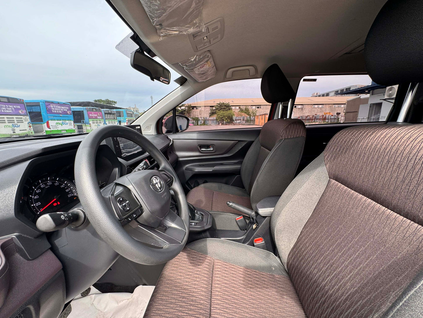 2025 TOYOTA AVANZA 1.3L E AUTOMATIC TRANSMISSION