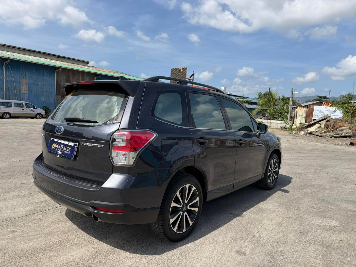 2017 SUBARU FORESTER 2.0L GAS AUTOMATIC TRANSMISSION Gold Aces Car Display Center