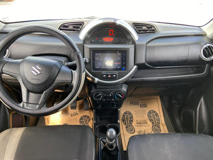 2022 SUZUKI SPRESSO 1.0L GL MANUAL TRANSMISSION Gold Aces Car Display Center