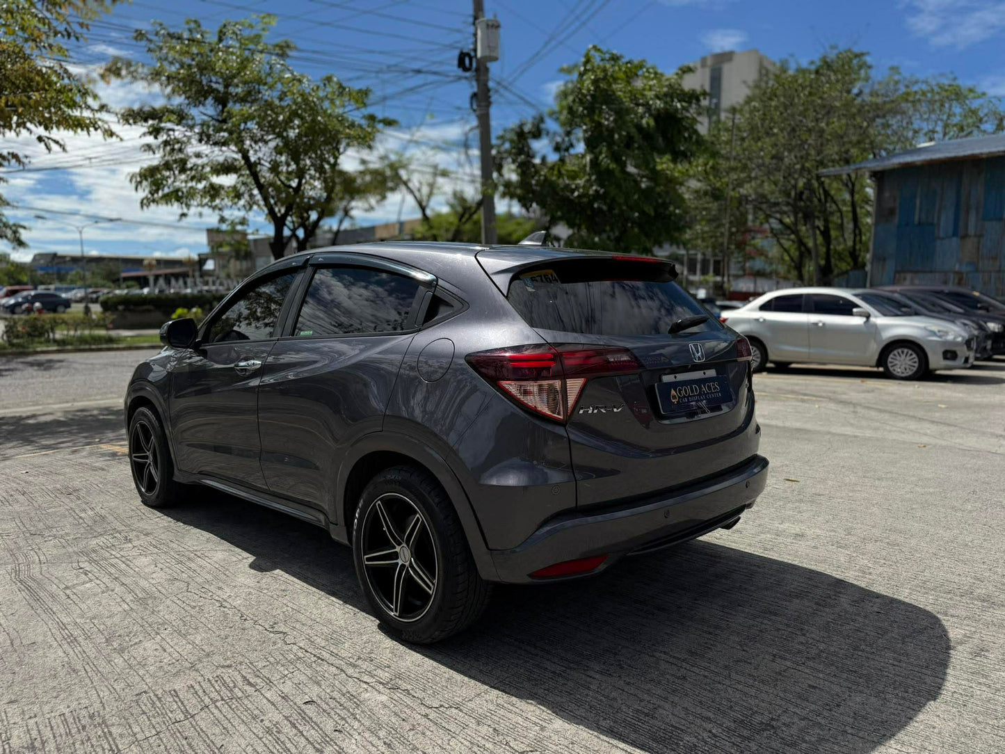 2016 HONDA HRV 1.8L AUTOMATIC TRANSMISSION Gold Aces Car Display Center