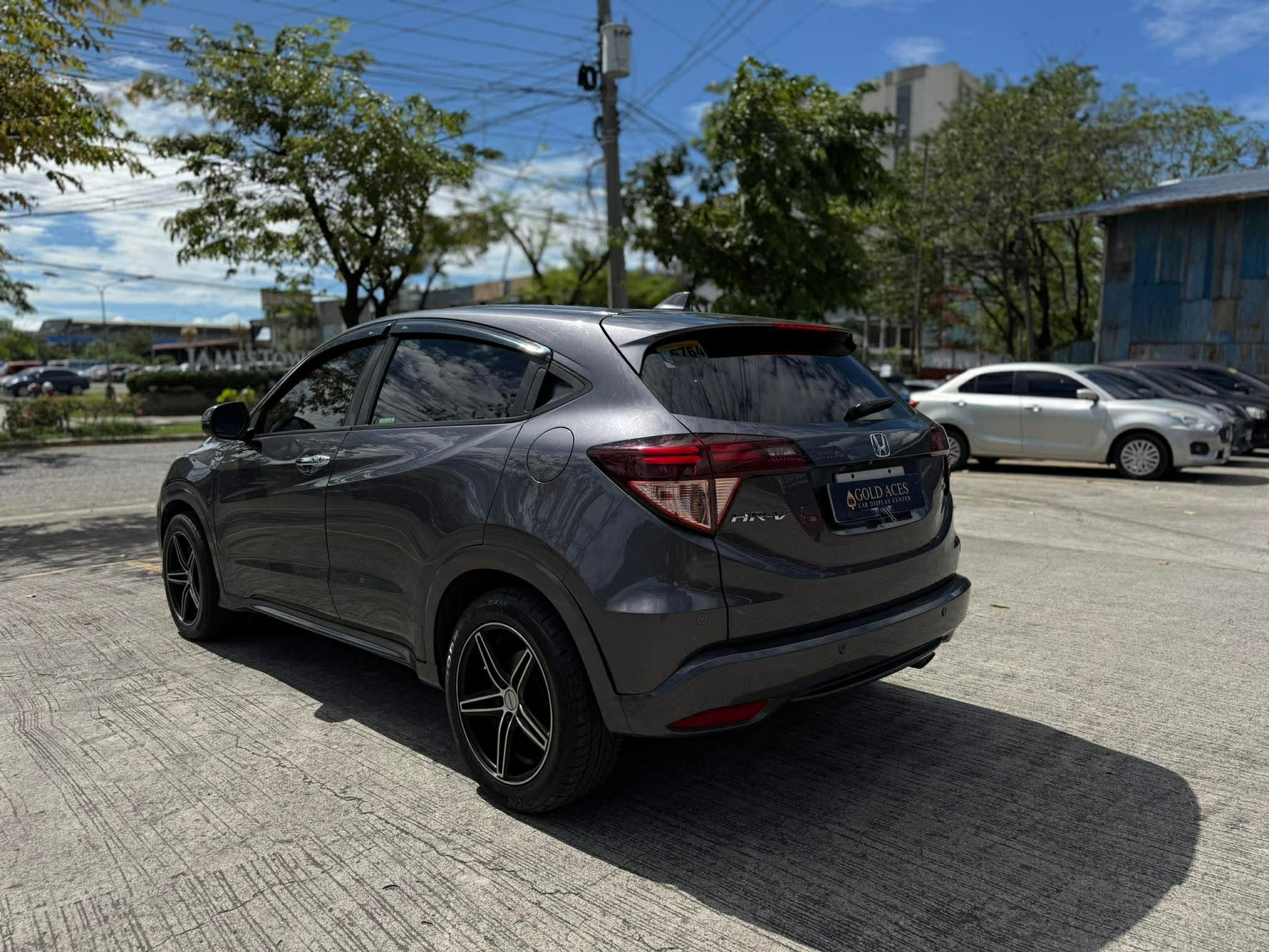 2016 HONDA HRV 1.8L AUTOMATIC TRANSMISSION Gold Aces Car Display Center