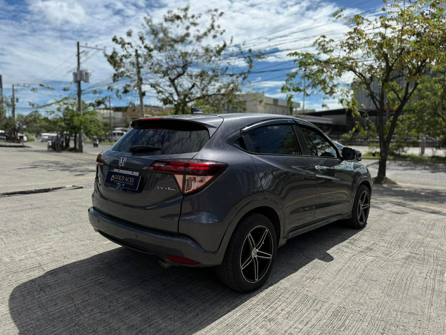 2016 HONDA HRV 1.8L AUTOMATIC TRANSMISSION Gold Aces Car Display Center