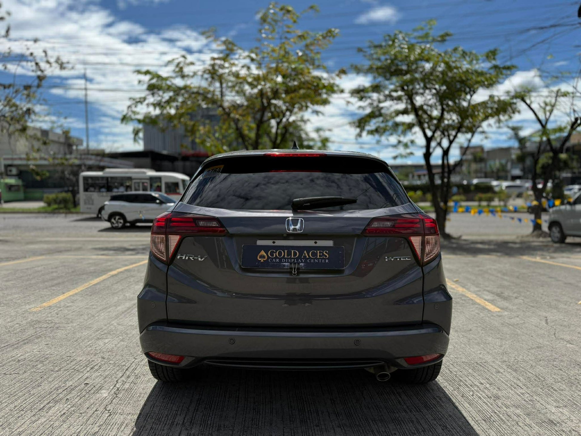 2016 HONDA HRV 1.8L AUTOMATIC TRANSMISSION Gold Aces Car Display Center