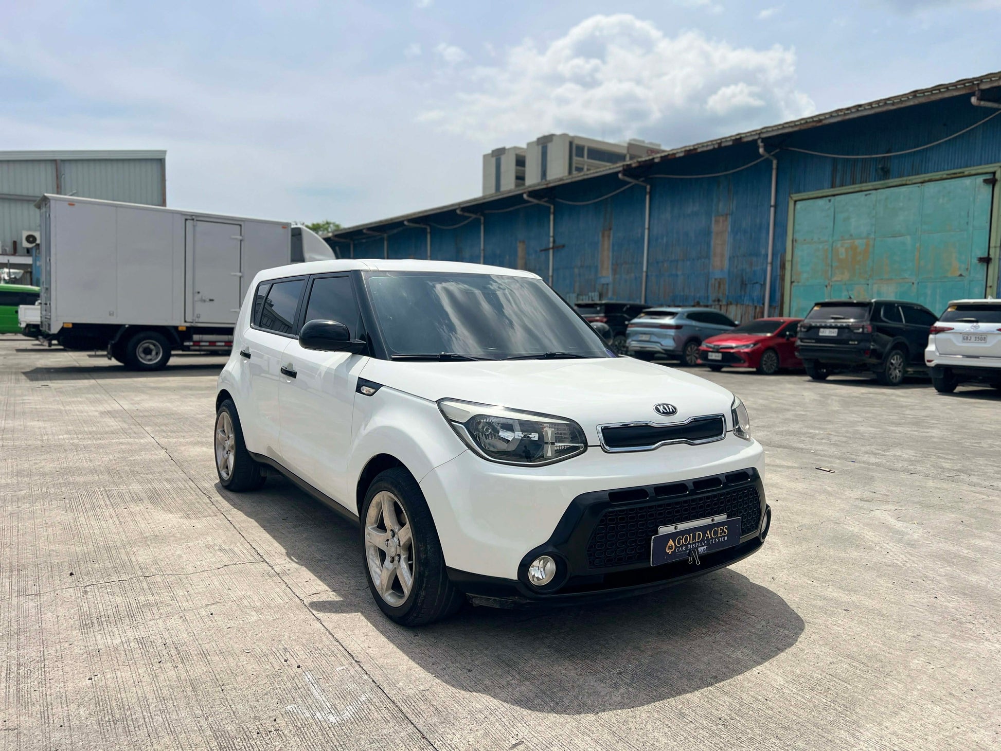 2016 KIA SOUL LX 1.6L DSL MANUAL TRANSMISSION Gold Aces Car Display Center