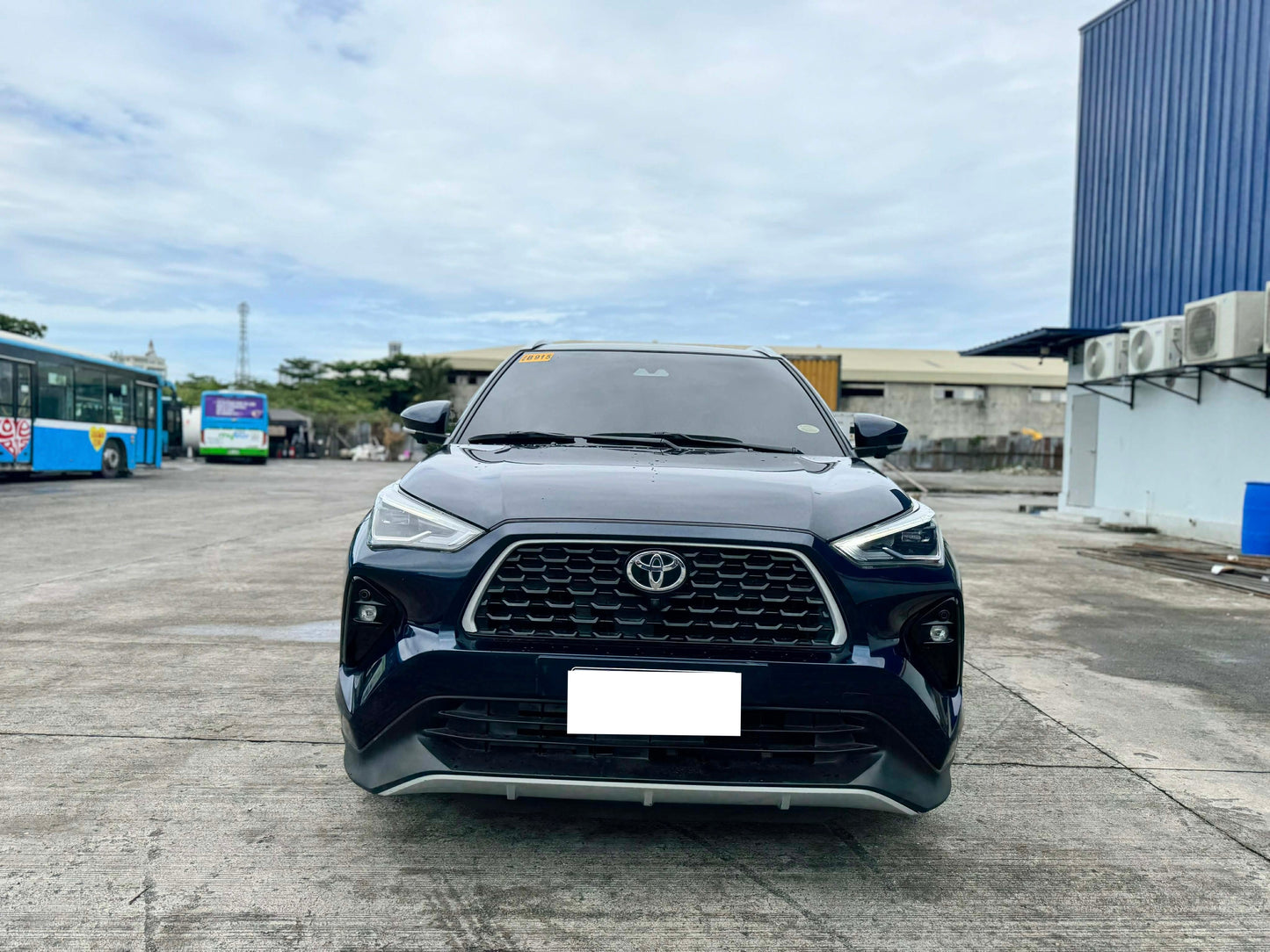 2023 TOYOTA YARIS CROSS 1.5L V AUTOMATIC TRANSMISSION Gold Aces Car Display Center