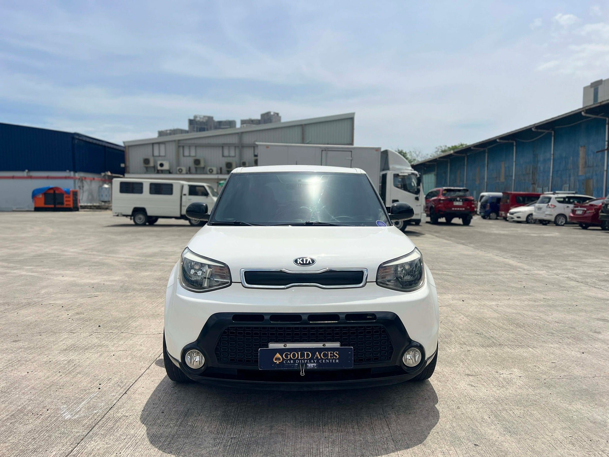 2016 KIA SOUL LX 1.6L DSL MANUAL TRANSMISSION Gold Aces Car Display Center