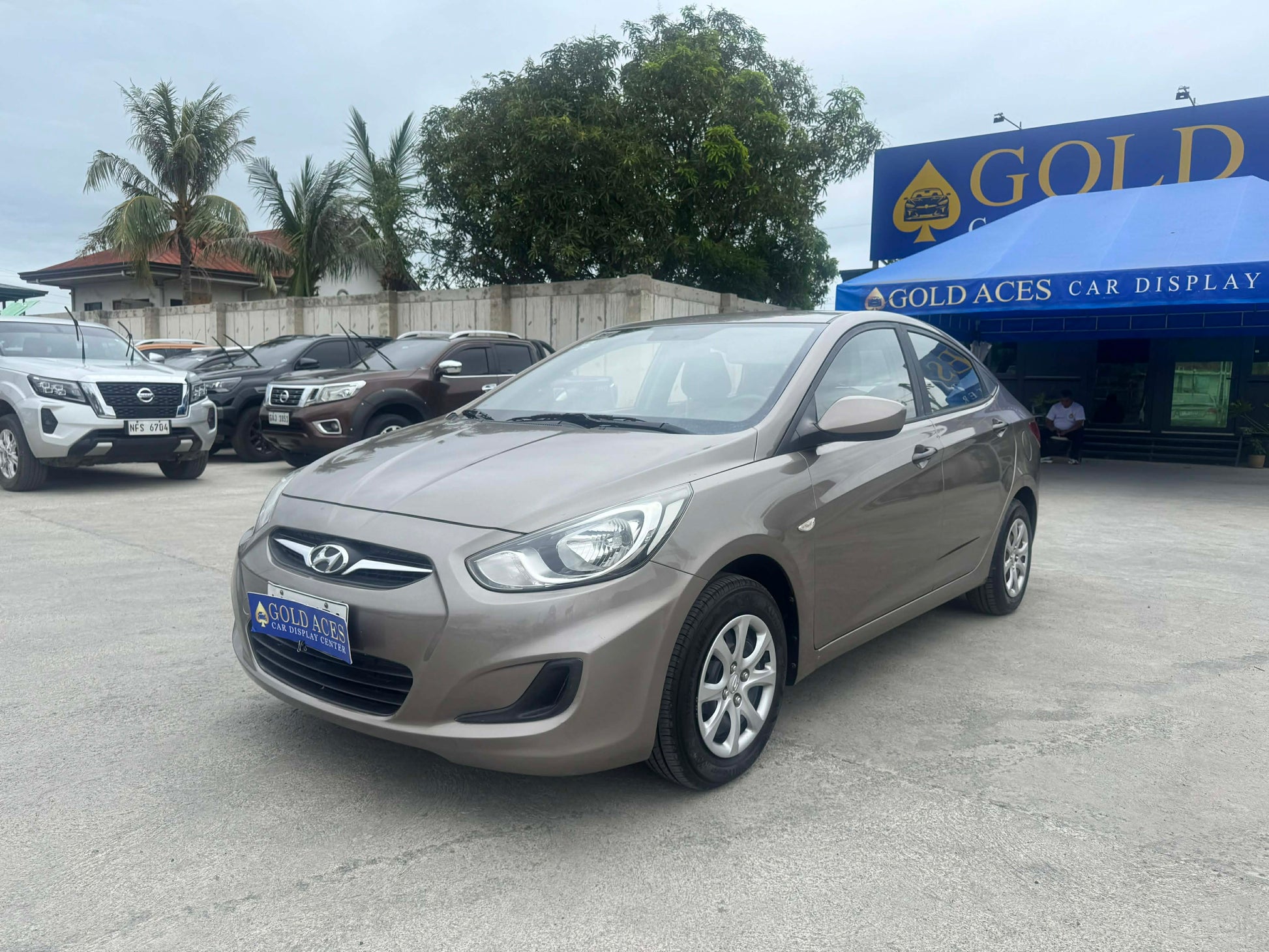 2014 HYUNDAI ACCENT 1.4L GL MANUAL TRANSMISSION Gold Aces Car Display Center