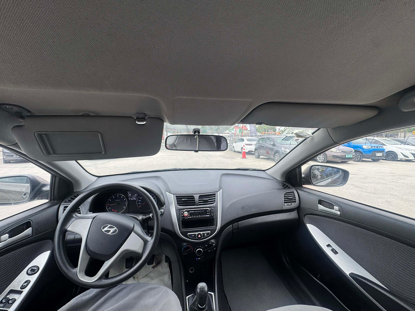 2014 HYUNDAI ACCENT 1.4L GL MANUAL TRANSMISSION Gold Aces Car Display Center