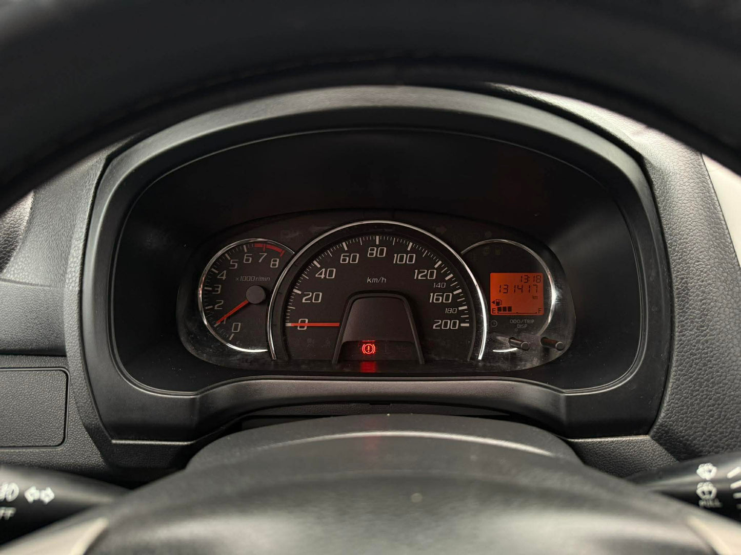 2015 TOYOTA WIGO G 1.0L AUTOMATIC TRANSMISSION Gold Aces Car Display Center