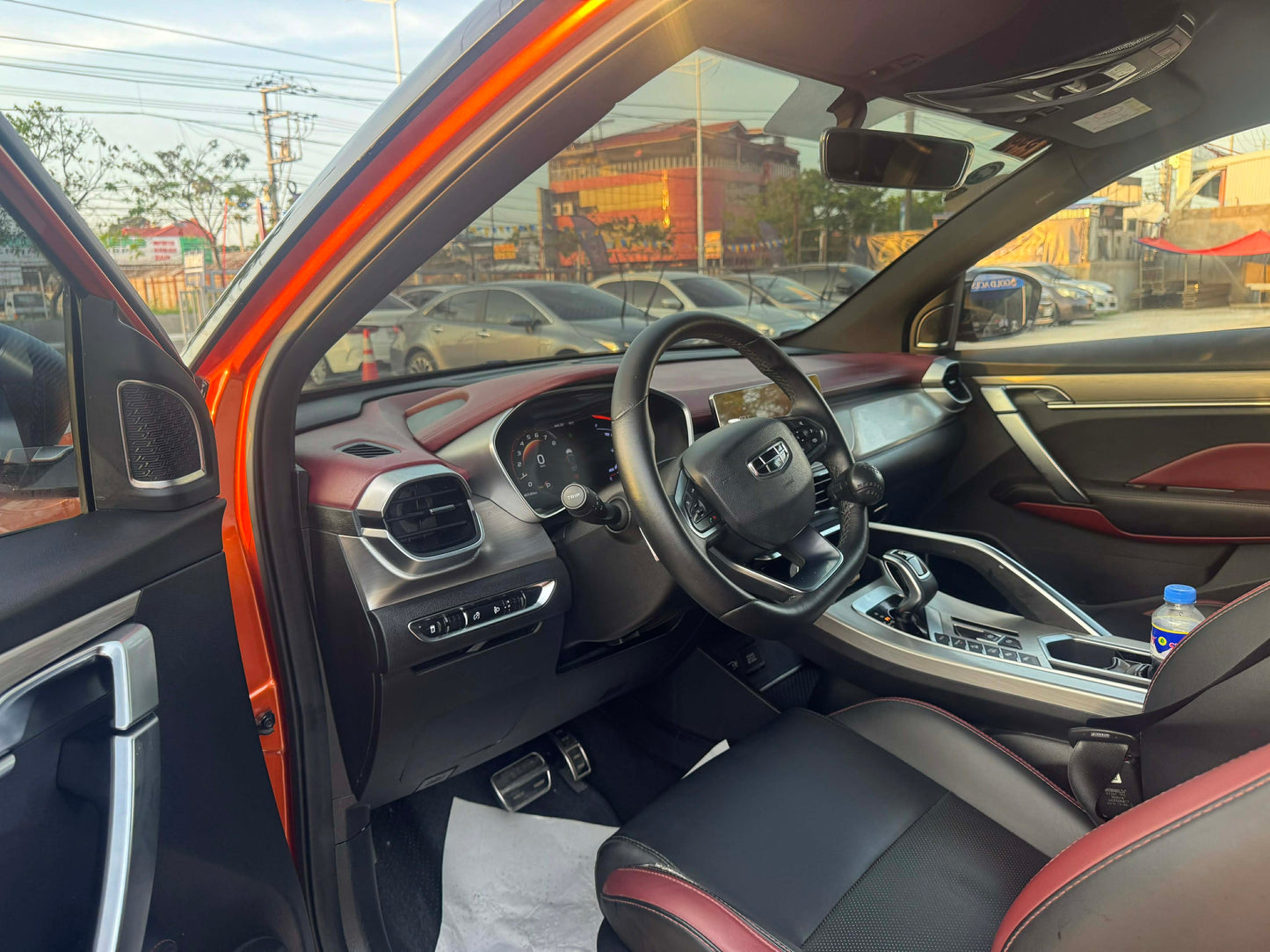 2020 GEELY COOLRAY SPORTS 1.5L AUTOMATIC TRANSMISSION Gold Aces Car Display Center