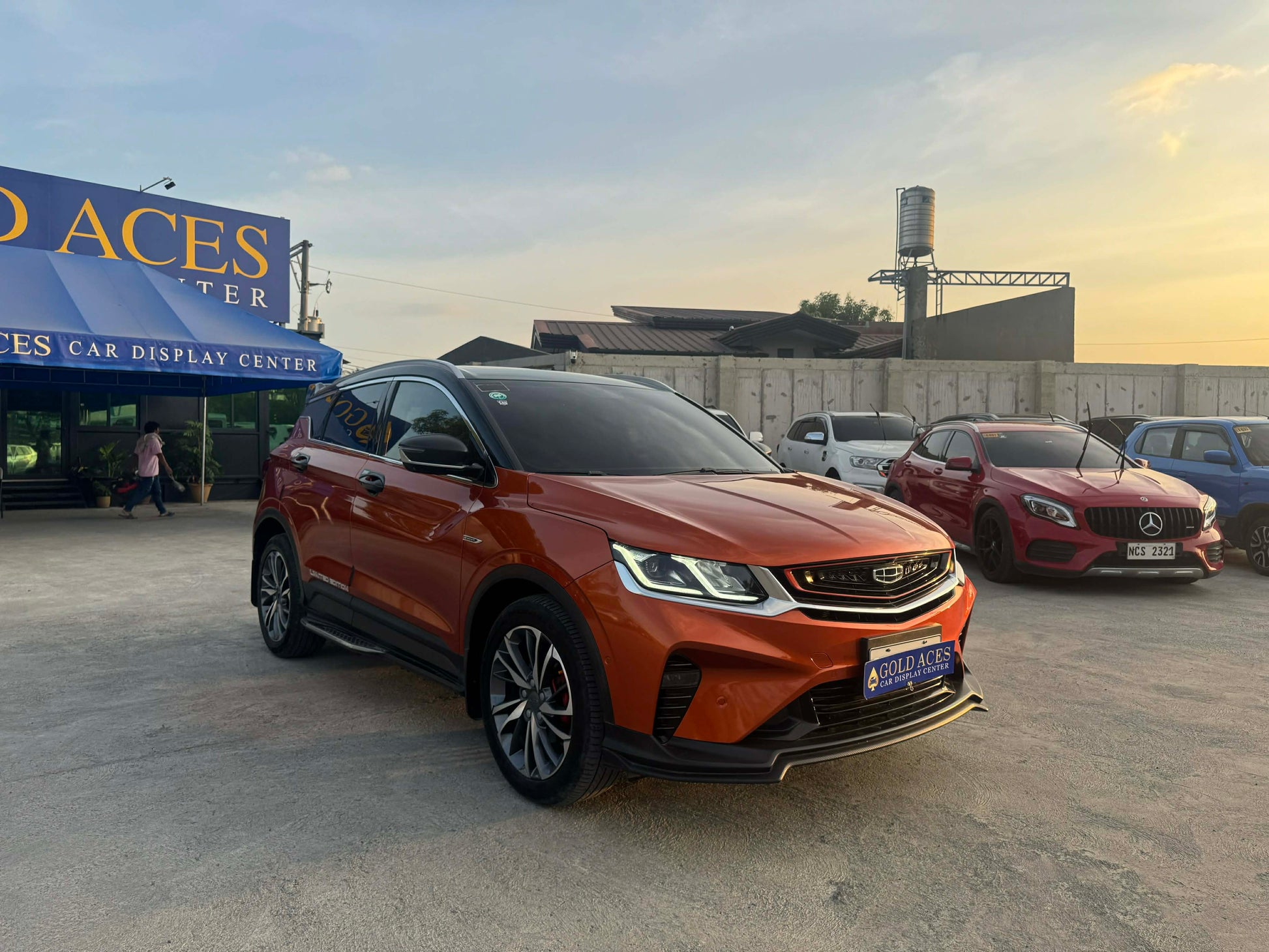 2020 GEELY COOLRAY SPORTS 1.5L AUTOMATIC TRANSMISSION Gold Aces Car Display Center