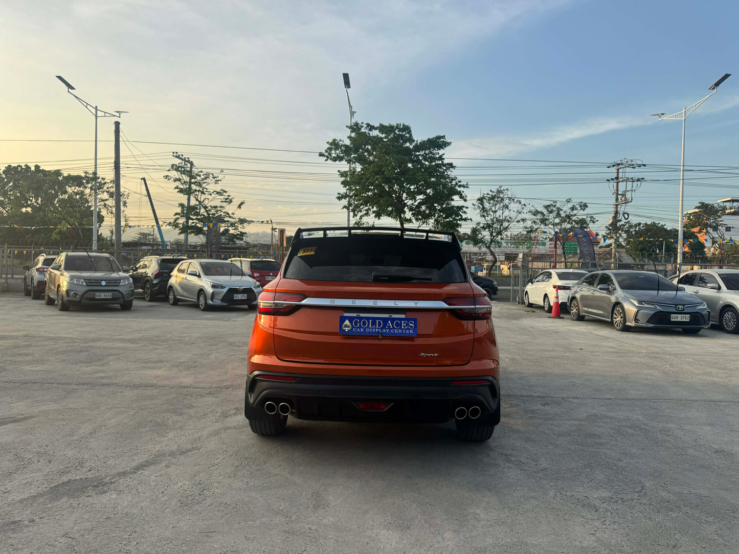 2020 GEELY COOLRAY SPORTS 1.5L AUTOMATIC TRANSMISSION Gold Aces Car Display Center