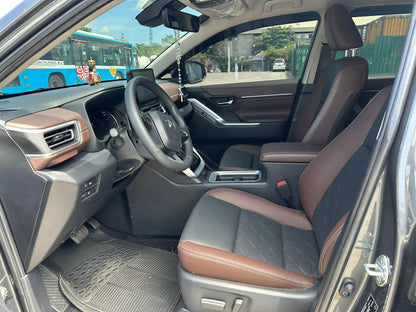2026 TOYOTA INNOVA ZENIX Q HEV AUTOMATIC TRANSMISSION Gold Aces Car Display Center