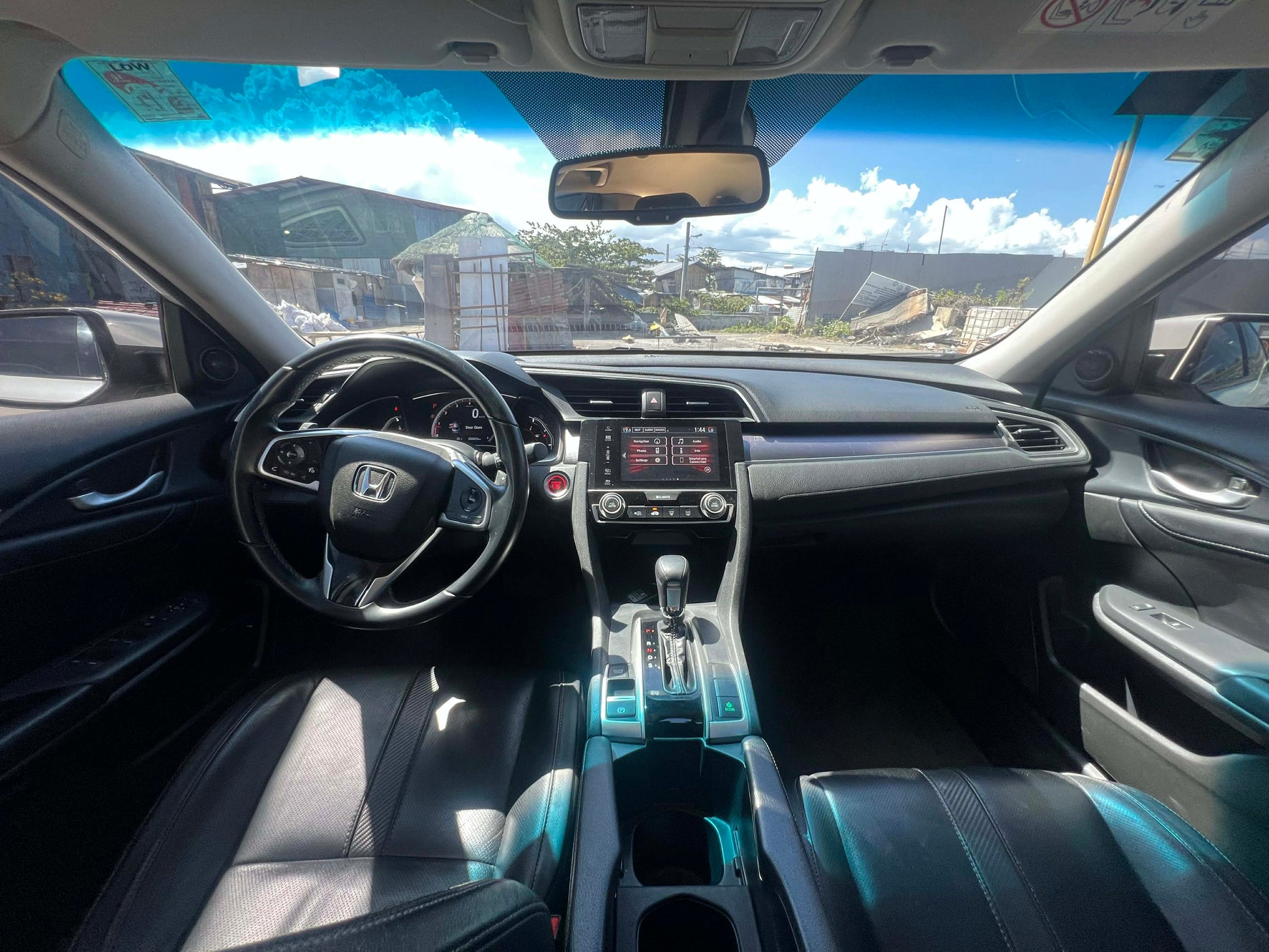 2016 HONDA CIVIC 1.5L RS AUTOMATIC TRANSMISSION Gold Aces Car Display Center