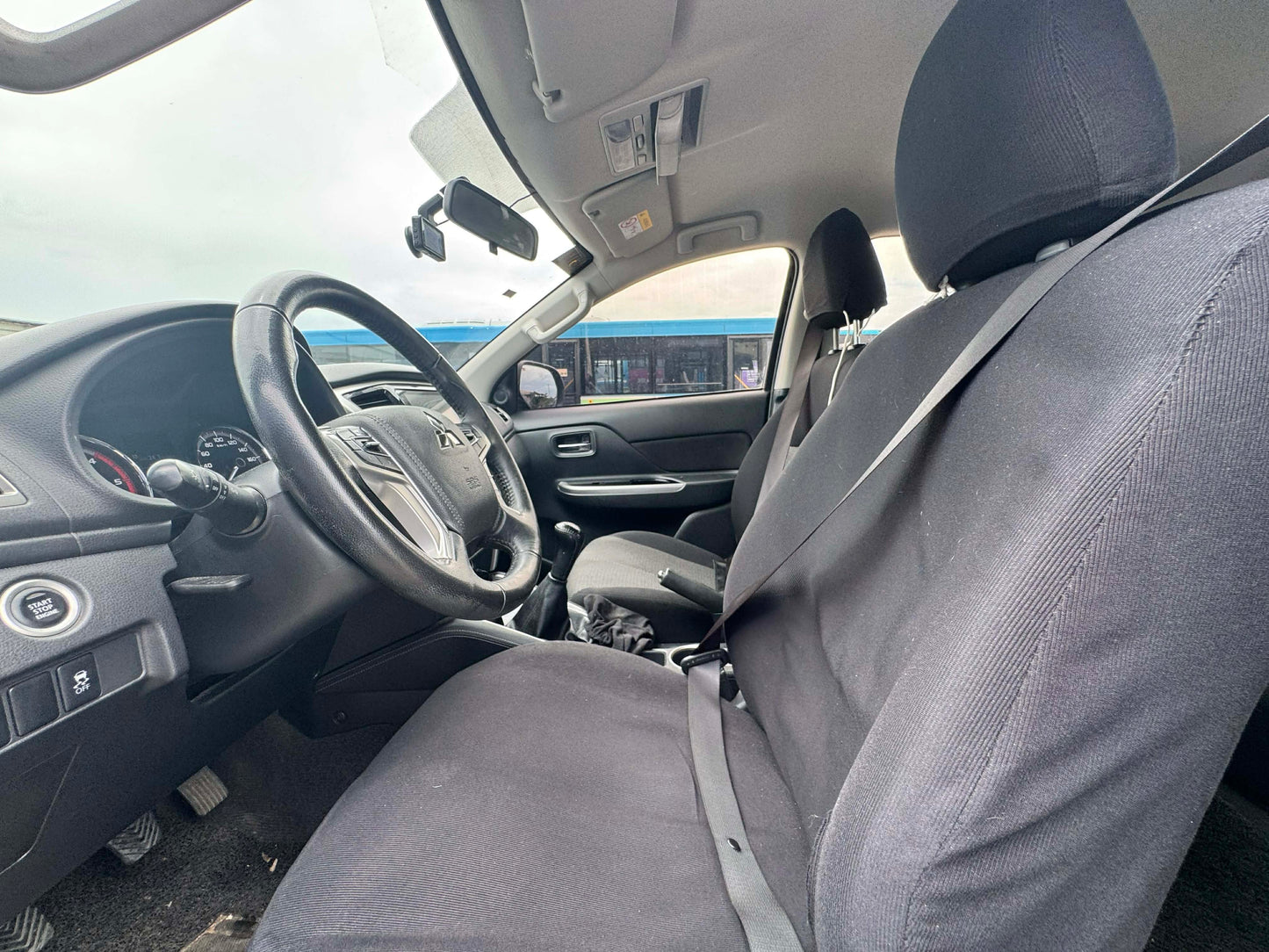 2023 MITSUBISHI STRADA 2.4L GLS 4X2 AUTOMATIC TRANSMISSION Gold Aces Car Display Center