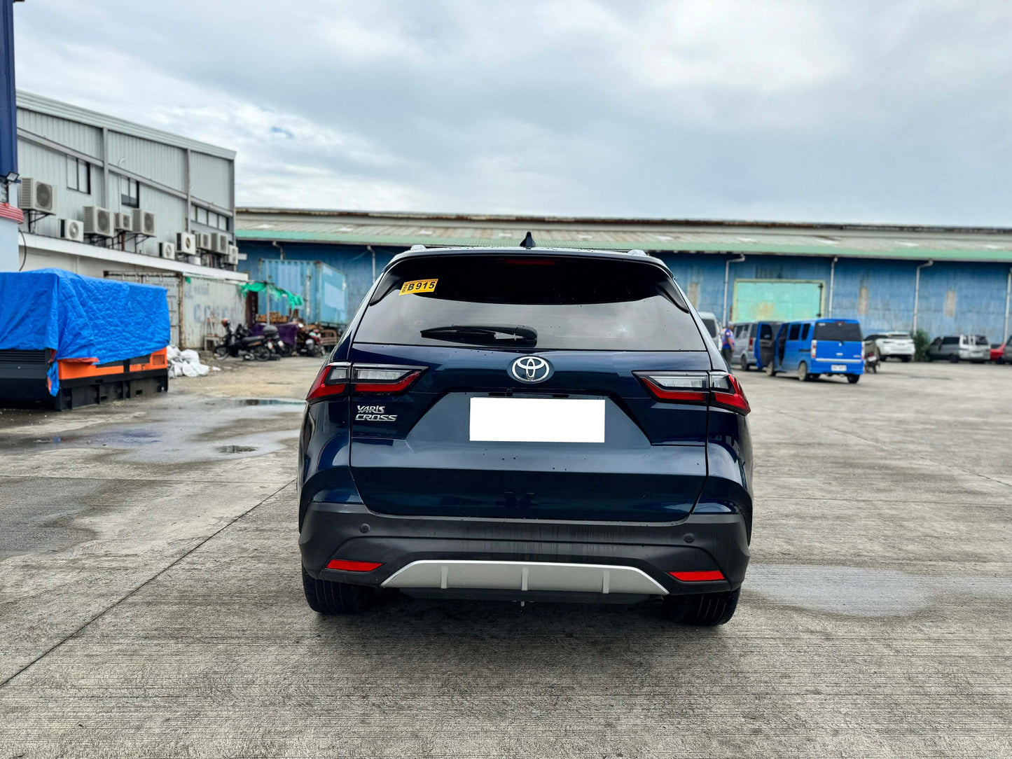 2023 TOYOTA YARIS CROSS 1.5L V AUTOMATIC TRANSMISSION Gold Aces Car Display Center