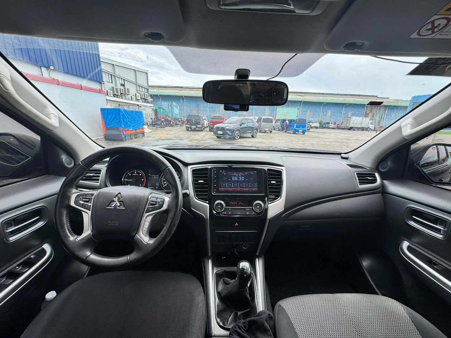 2023 MITSUBISHI STRADA 2.4L GLS 4X2 AUTOMATIC TRANSMISSION Gold Aces Car Display Center