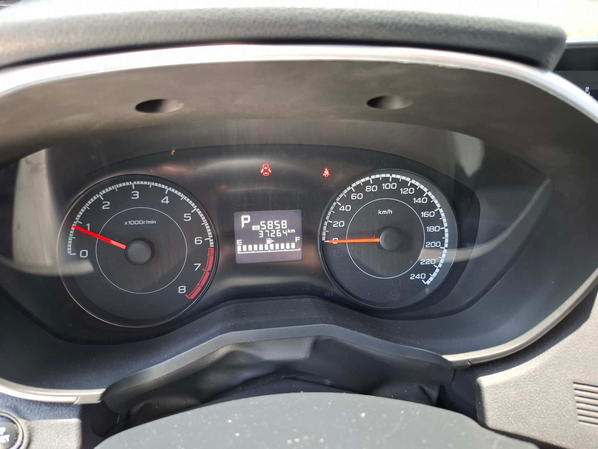 2018 SUBARU XV 2.0L AUTOMATIC TRANSMISSION (37T KMS ONLY!) Gold Aces Car Display Center