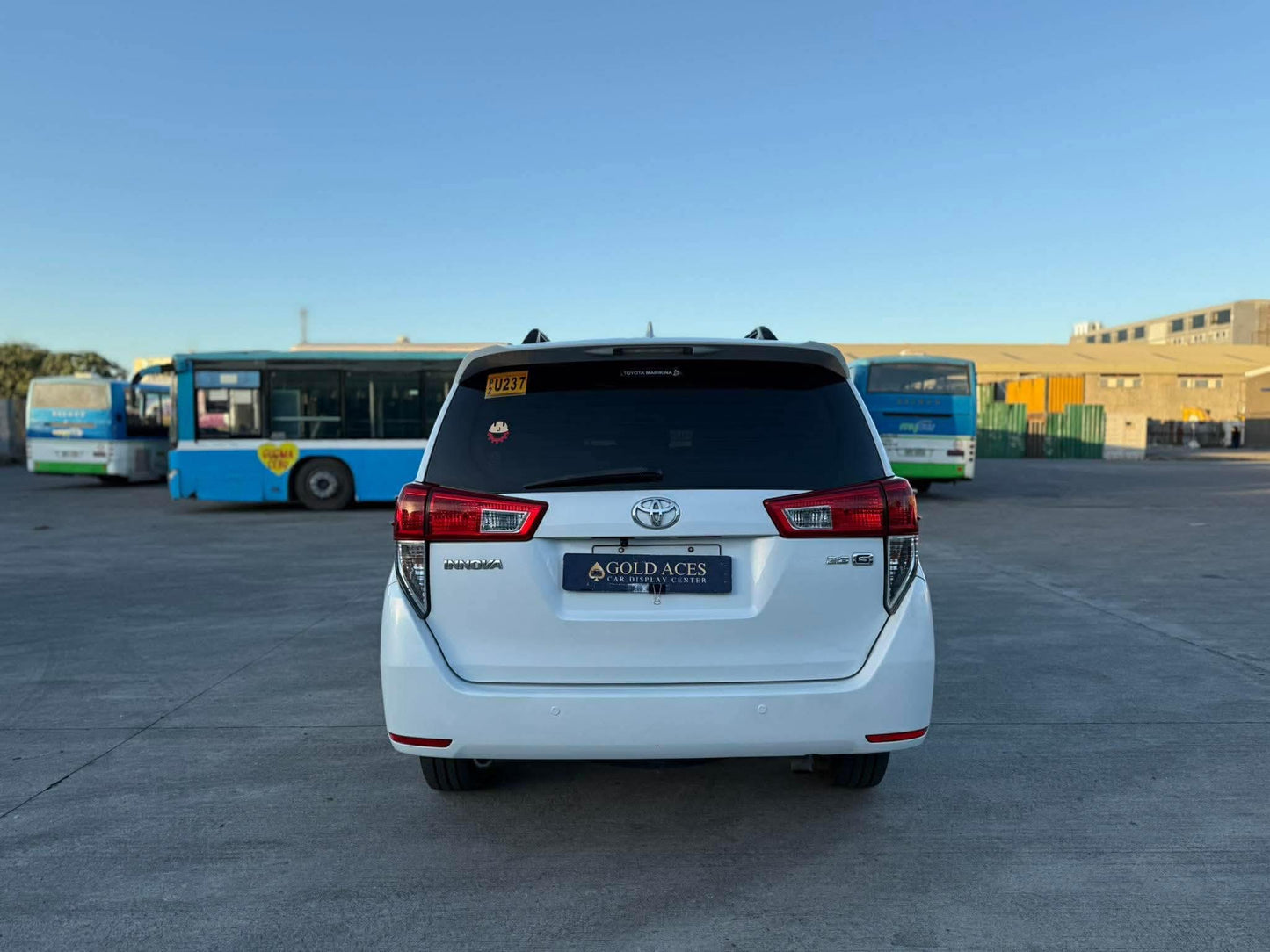 2019 TOYOTA INNOVA 2.8L G DSL AUTOMATIC TRANSMISSION Gold Aces Car Display Center