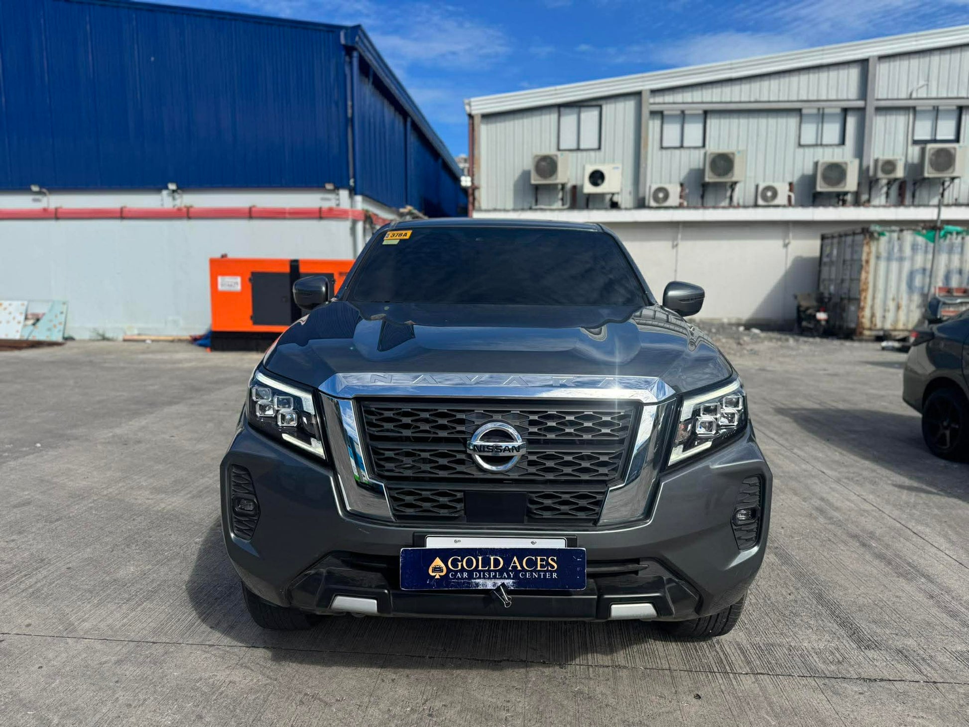 2025 NISSAN NAVARA 2.5L 4X2 VE CALIBRE AUTOMATIC TRANSMISSION Gold Aces Car Display Center