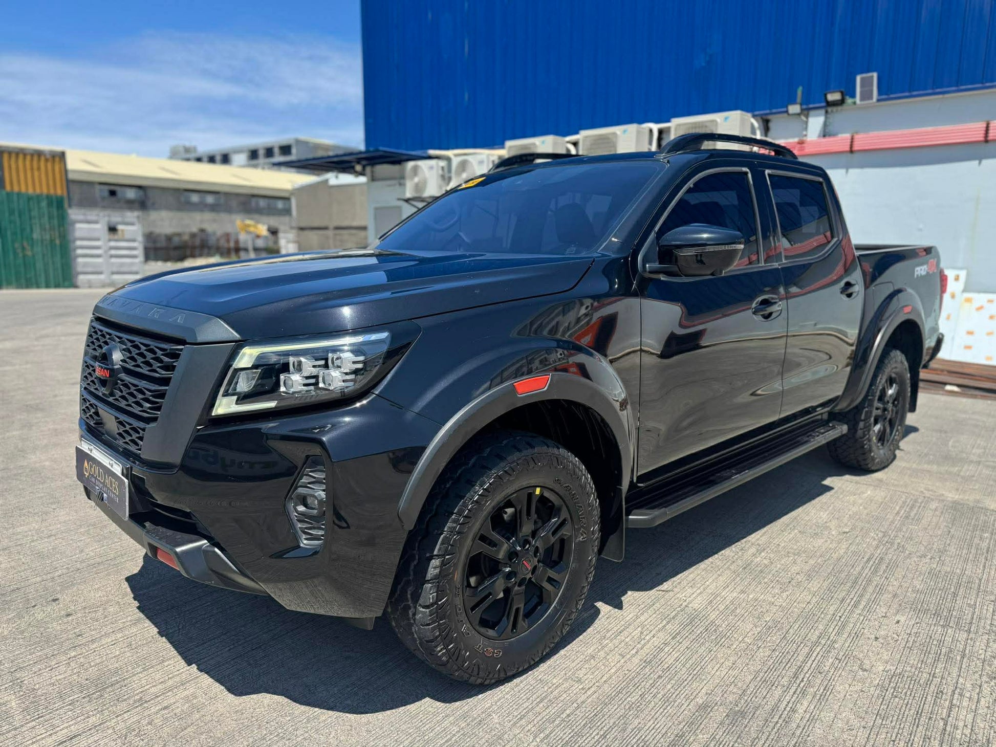 2021 NISSAN NAVARA 2.5L PRO4X AUTOMATIC TRANSMISSION Gold Aces Car Display Center