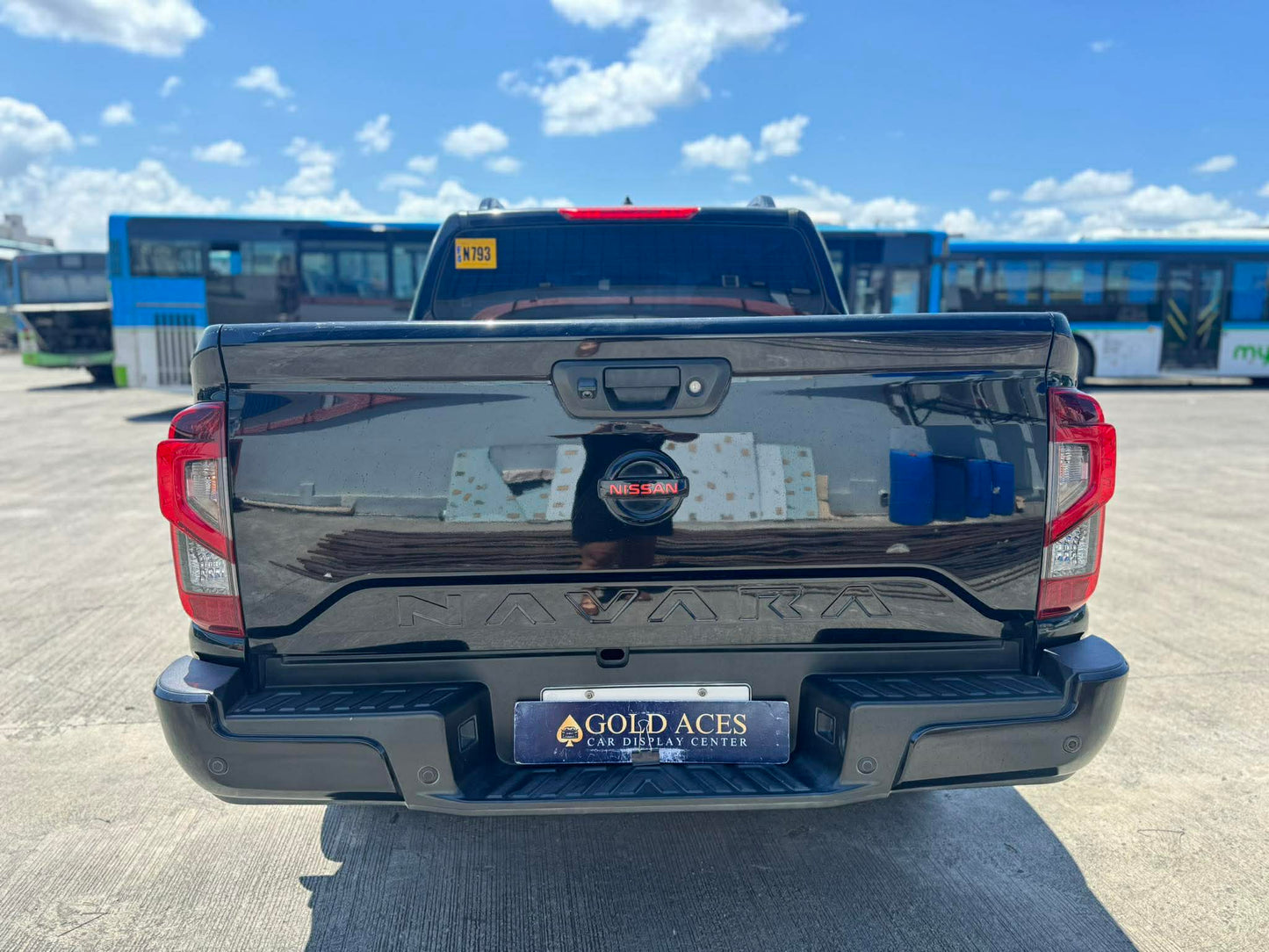 2024 TOYOTA HILUX E 2.4L AUTOMATIC TRANSMISSION Gold Aces Car Display Center