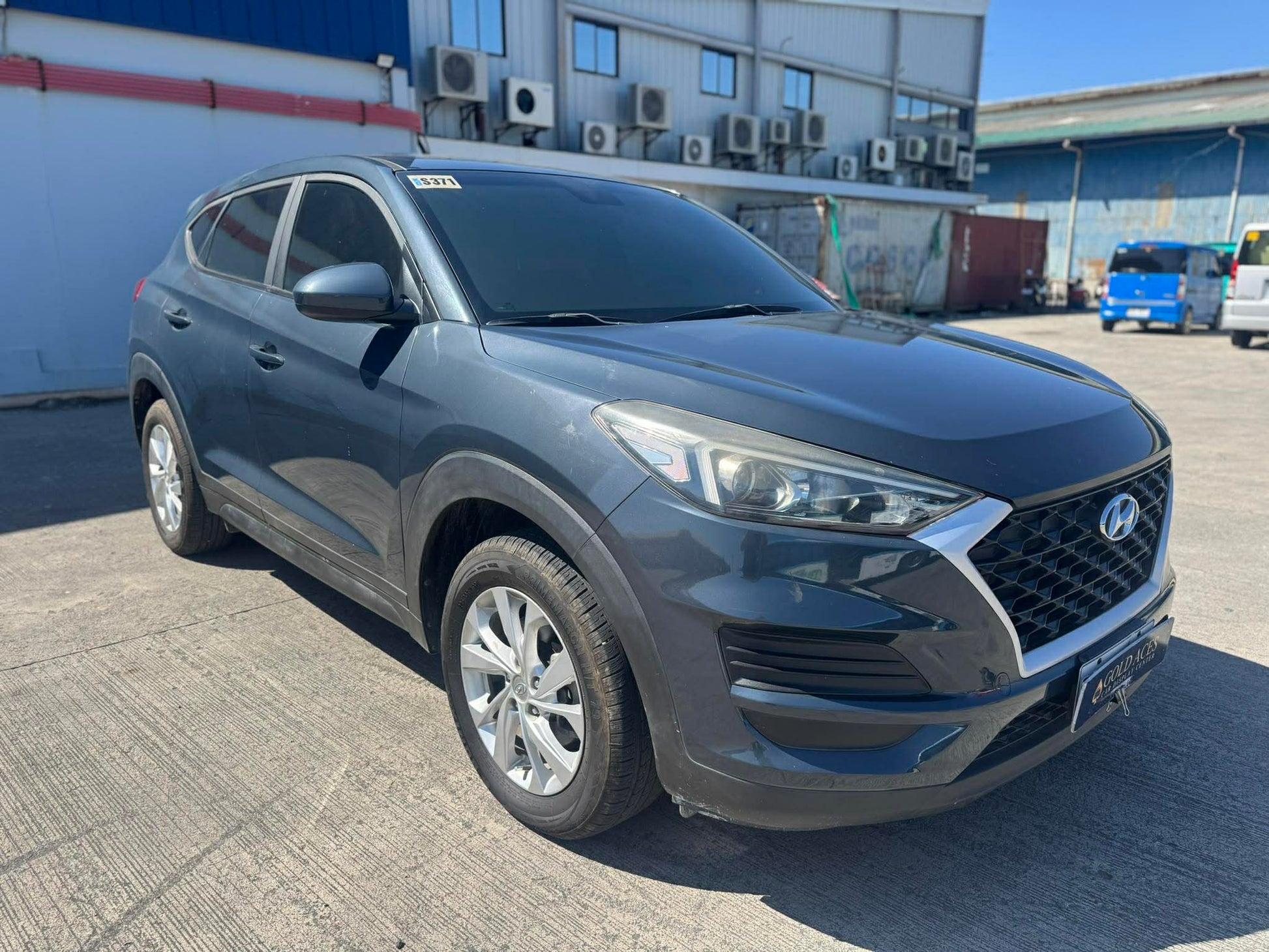 2019 HYUNDAI TUCSON 2.0L CRDI AUTOMATIC TRANSMISSION Gold Aces Car Display Center