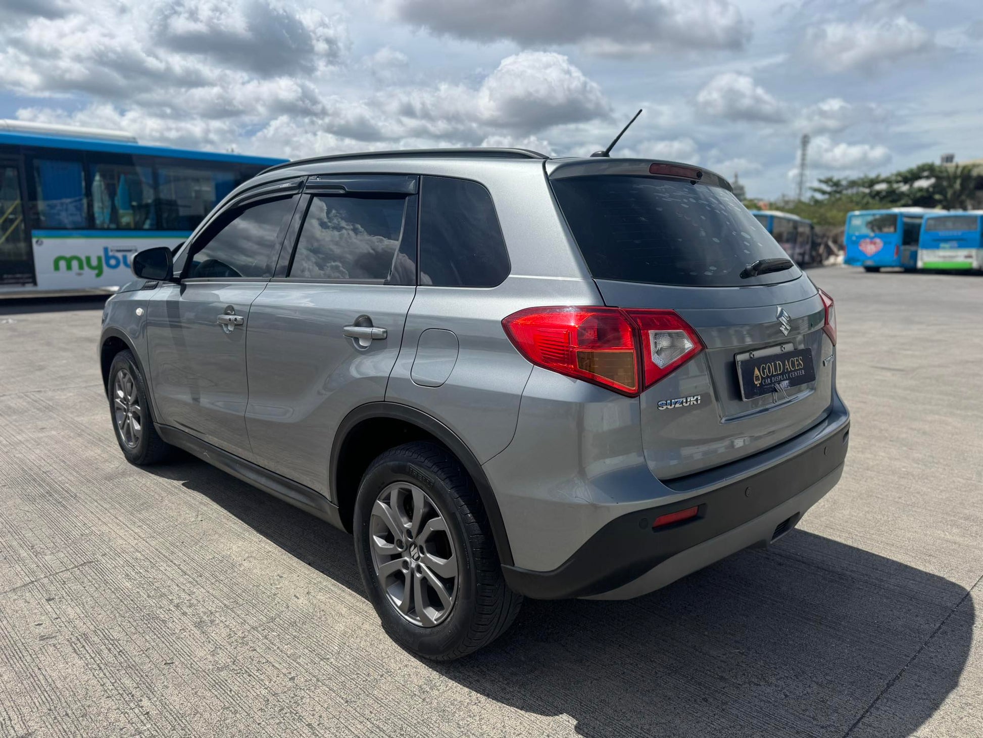 2018 SUZUKI VITARA 1.6L GLX AUTOMATIC TRANSMISSION Gold Aces Car Display Center