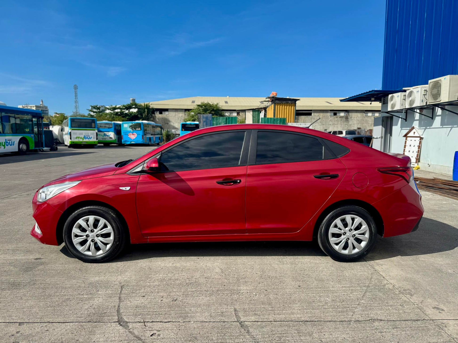 2020 HYUNDAI ACCENT 1.4L GL MANUAL TRANSMISSION Gold Aces Car Display Center